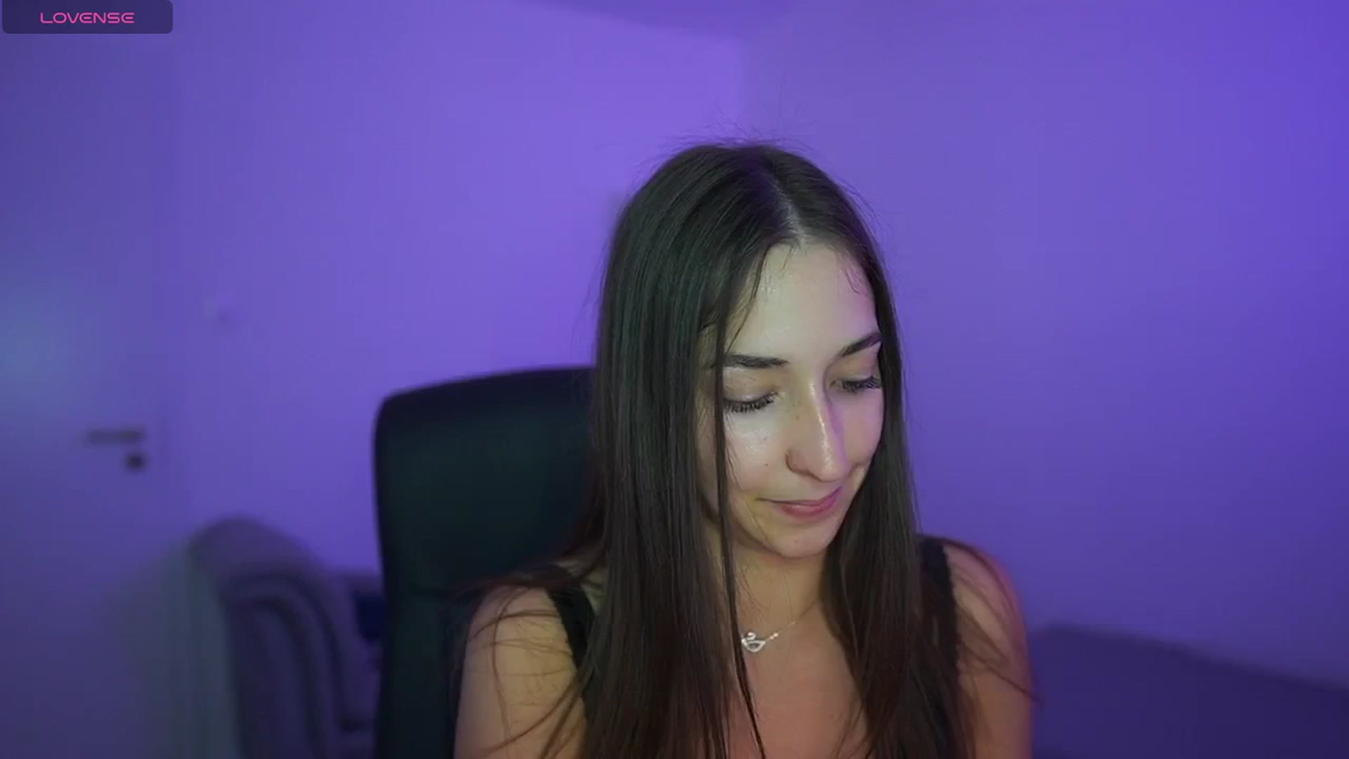 Gallery image thumbnail from Brunettte_18's myfreecams stream on, 04/24/2026, 22:45 image 6 of 20