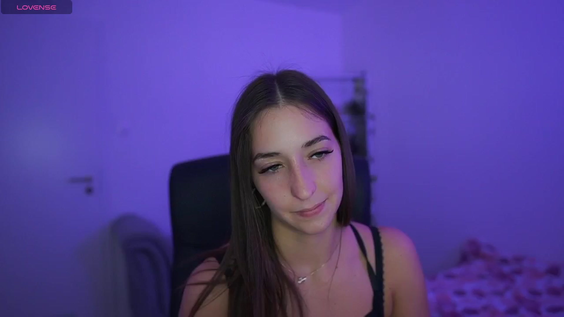 Gallery image thumbnail from Brunettte_18's myfreecams stream on, 04/25/2026, 19:23 image 1 of 20
