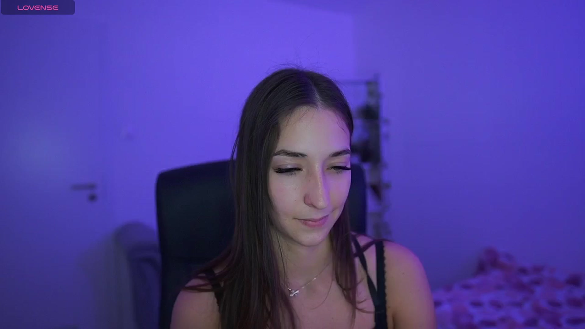 Gallery image thumbnail from Brunettte_18's myfreecams stream on, 04/25/2026, 19:23 image 10 of 20