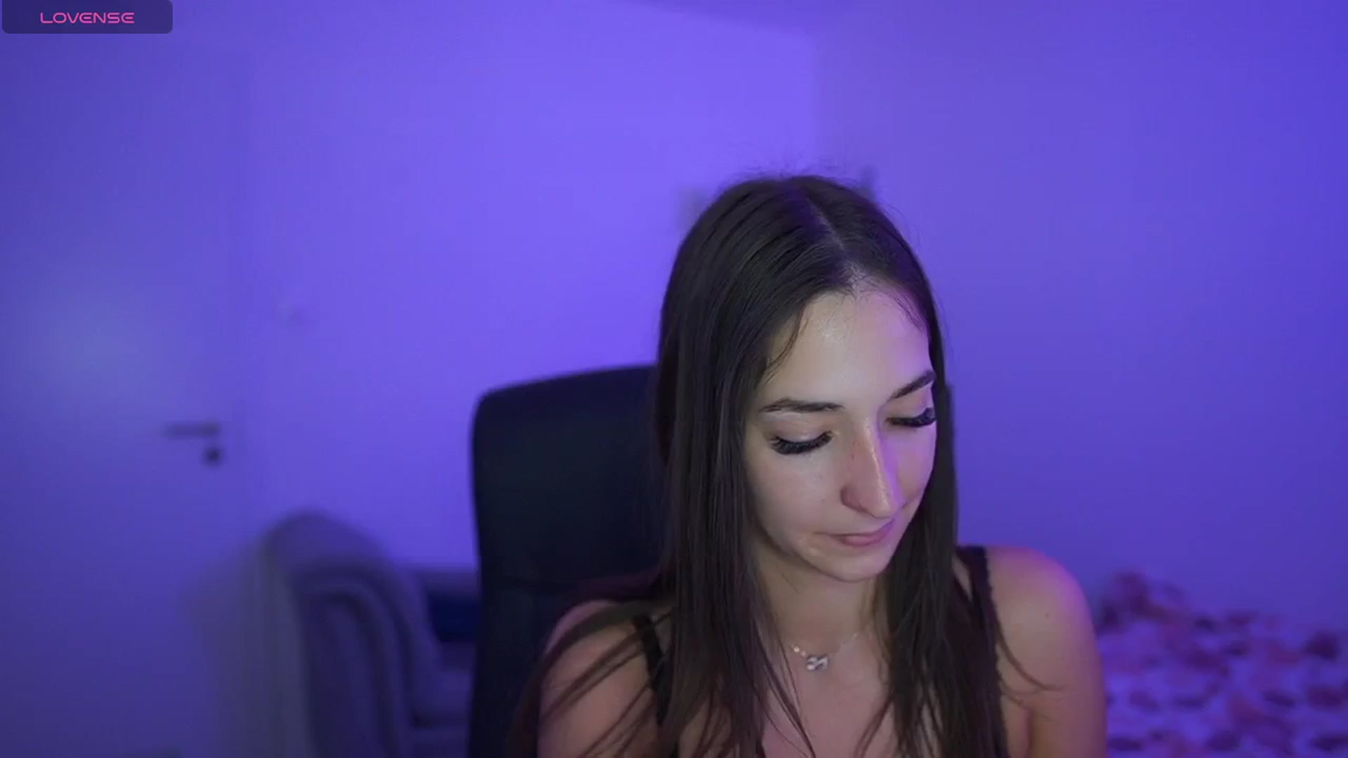 Gallery image thumbnail from Brunettte_18's myfreecams stream on, 04/25/2026, 22:21 image 12 of 20
