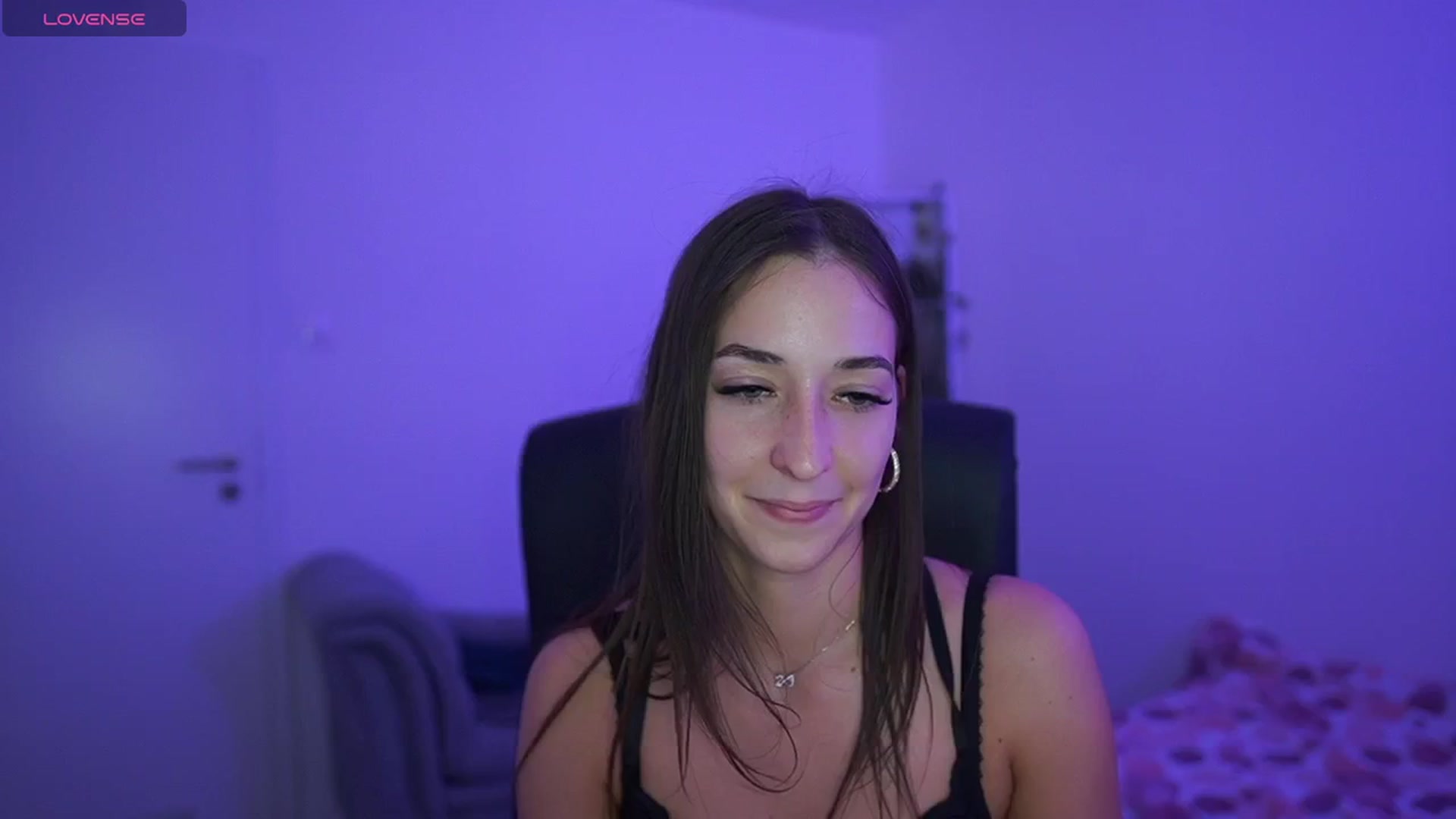 Gallery image thumbnail from Brunettte_18's myfreecams stream on, 04/25/2026, 22:21 image 20 of 20