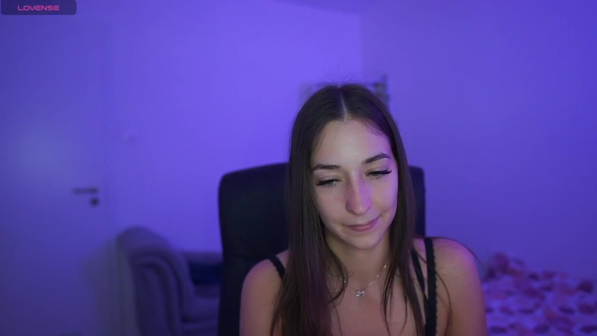 Gallery image thumbnail from Brunettte_18's myfreecams stream on, 04/25/2026, 22:21 image 1 of 20
