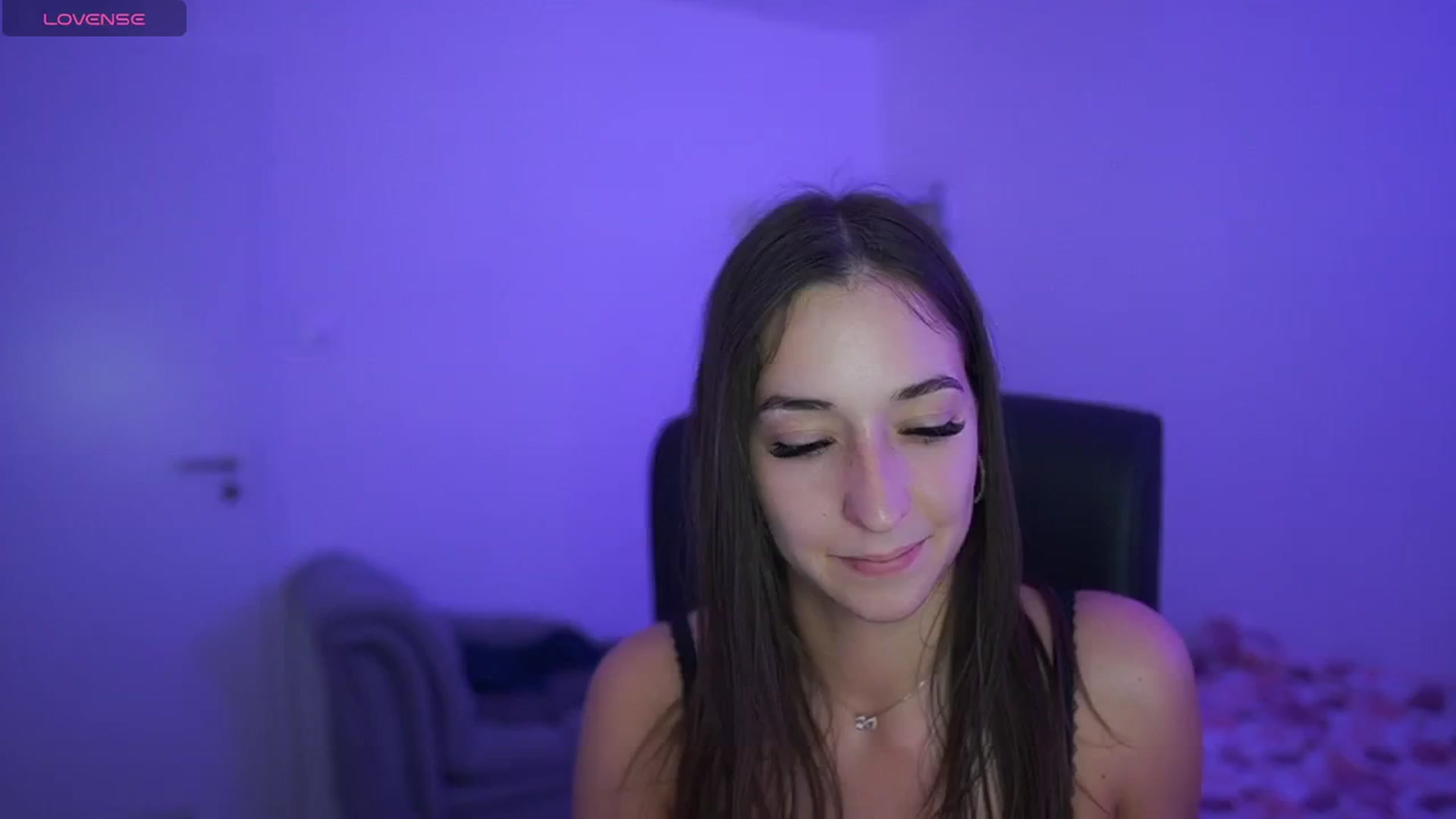 Gallery image thumbnail from Brunettte_18's myfreecams stream on, 04/25/2026, 22:21 image 14 of 20