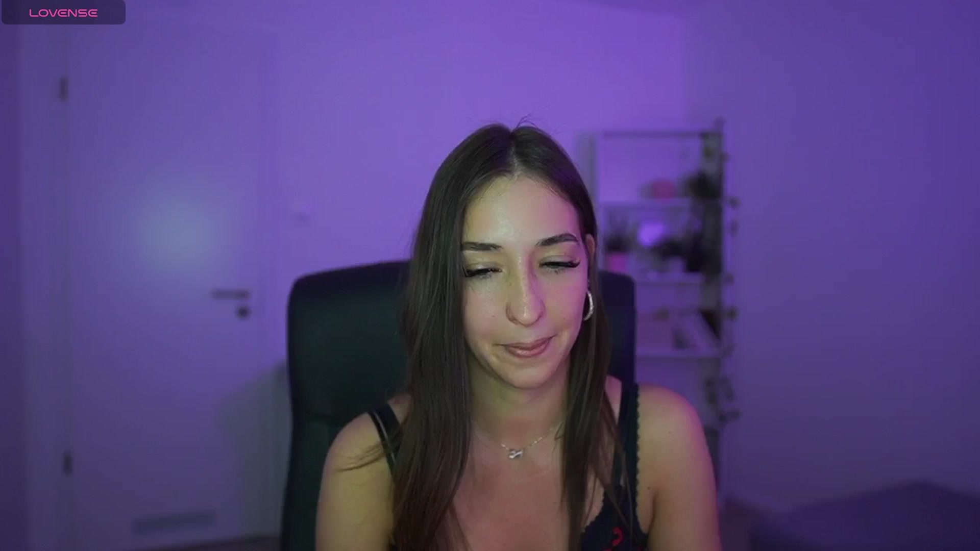 Gallery image thumbnail from Brunettte_18's myfreecams stream on, 04/26/2026, 19:24 image 1 of 20
