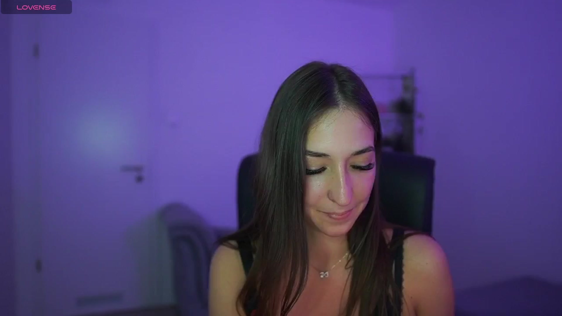 Gallery image thumbnail from Brunettte_18's myfreecams stream on, 04/26/2026, 19:24 image 20 of 20