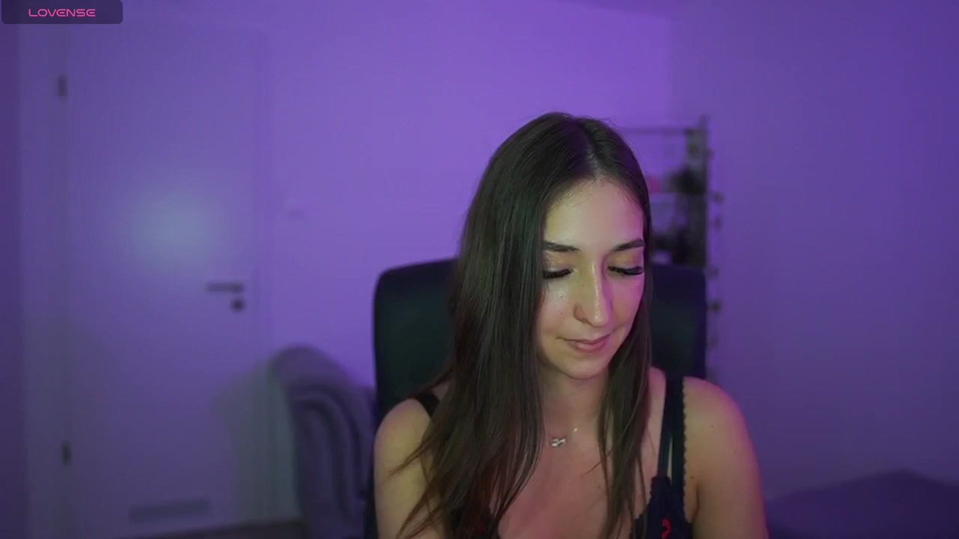 Gallery image thumbnail from Brunettte_18's myfreecams stream on, 04/26/2026, 19:24 image 12 of 20