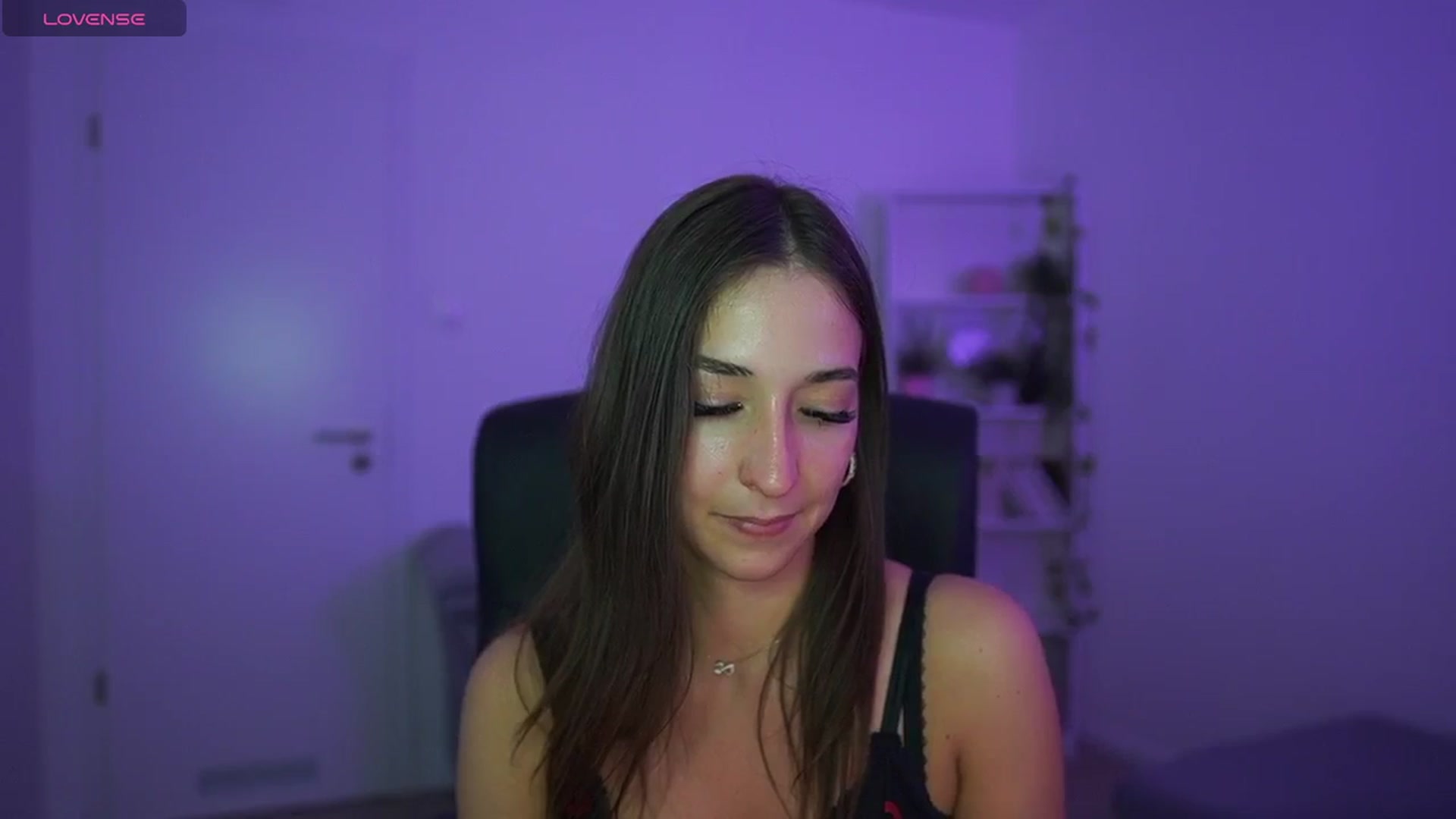 Gallery image thumbnail from Brunettte_18's myfreecams stream on, 04/26/2026, 21:29 image 6 of 20