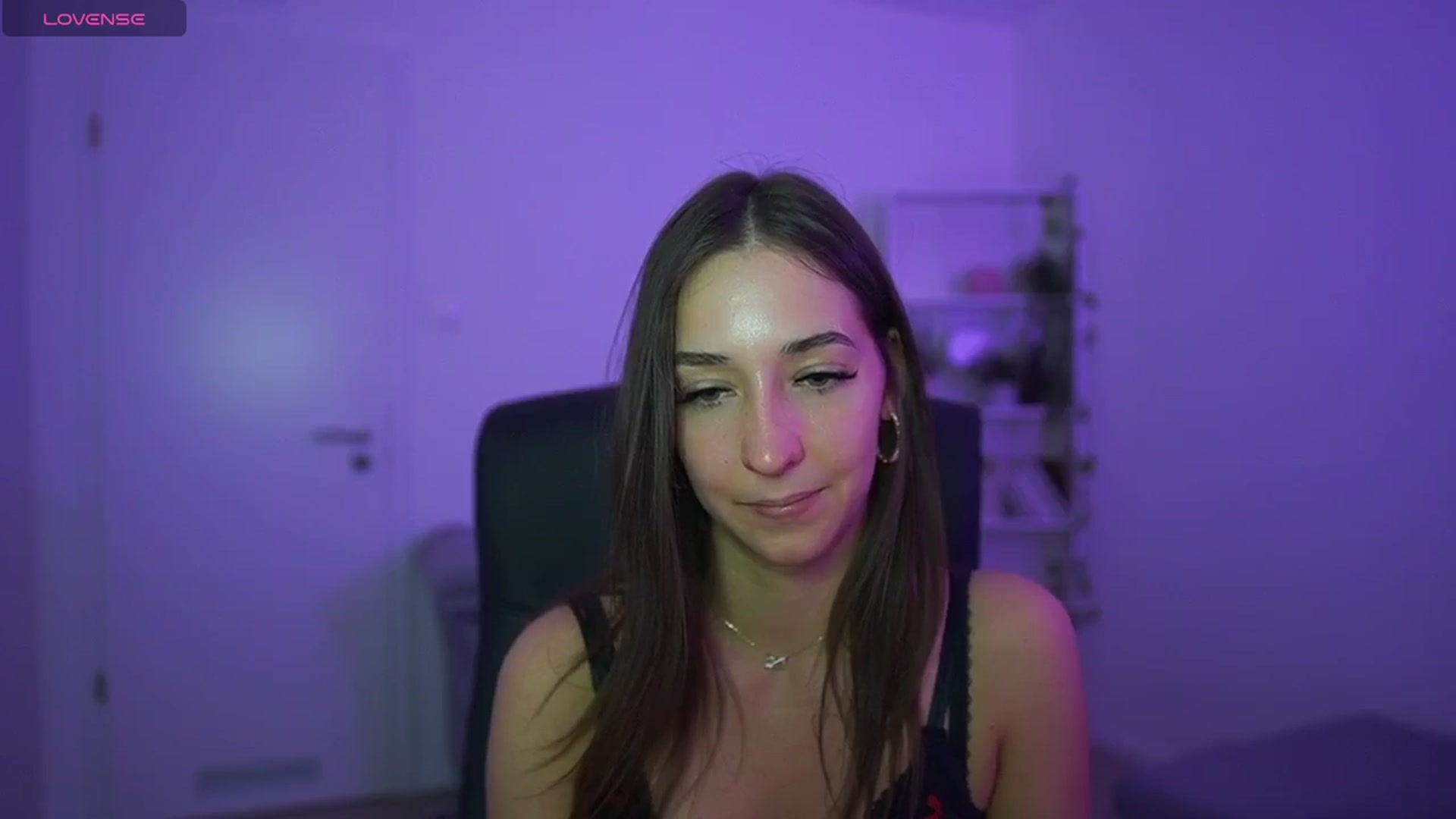 Gallery image thumbnail from Brunettte_18's myfreecams stream on, 04/26/2026, 21:29 image 3 of 20