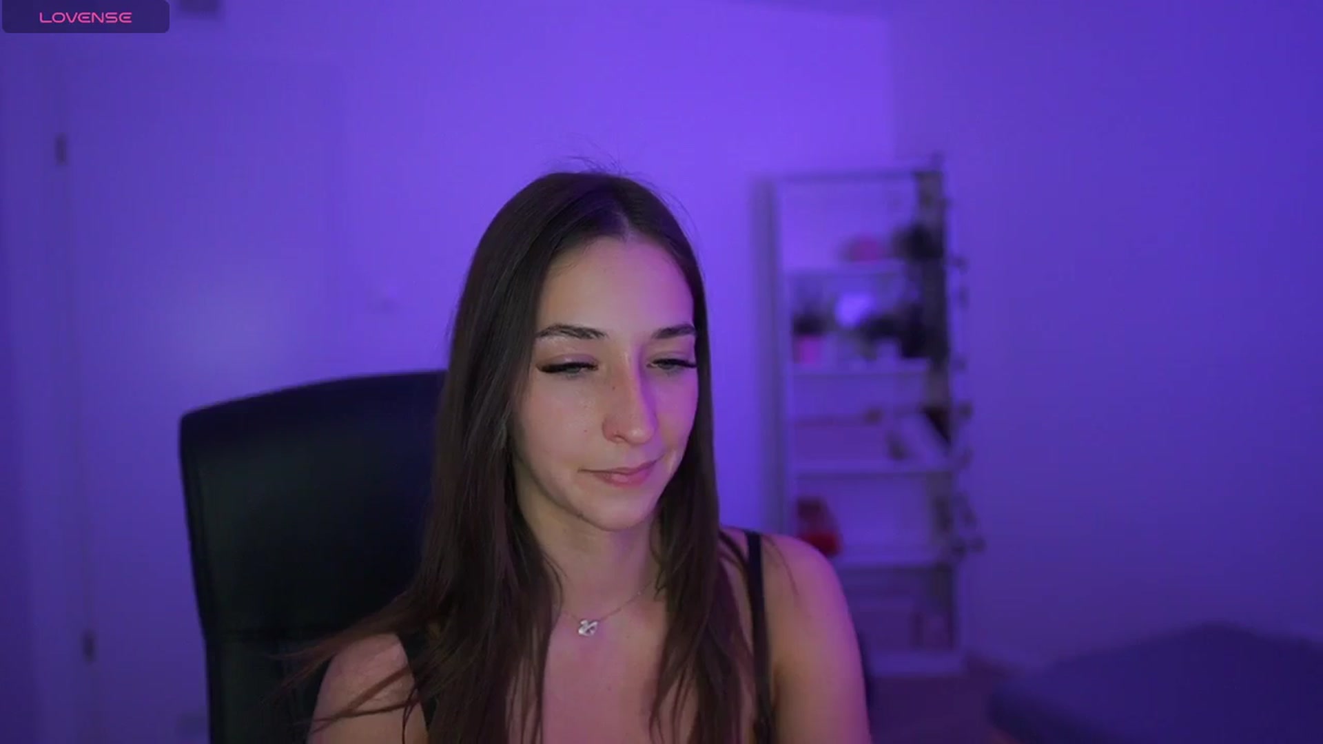 Gallery image thumbnail from Brunettte_18's myfreecams stream on, 04/27/2026, 20:25 image 8 of 20