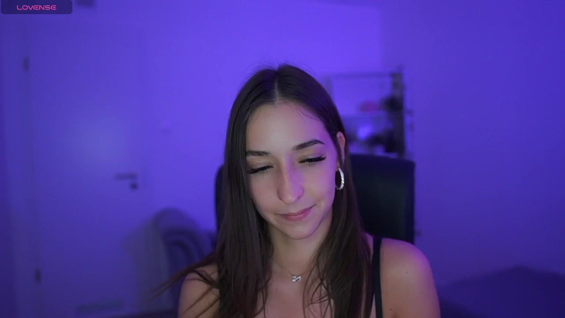 Gallery image thumbnail from Brunettte_18's myfreecams stream on, 04/27/2026, 21:46 image 20 of 20