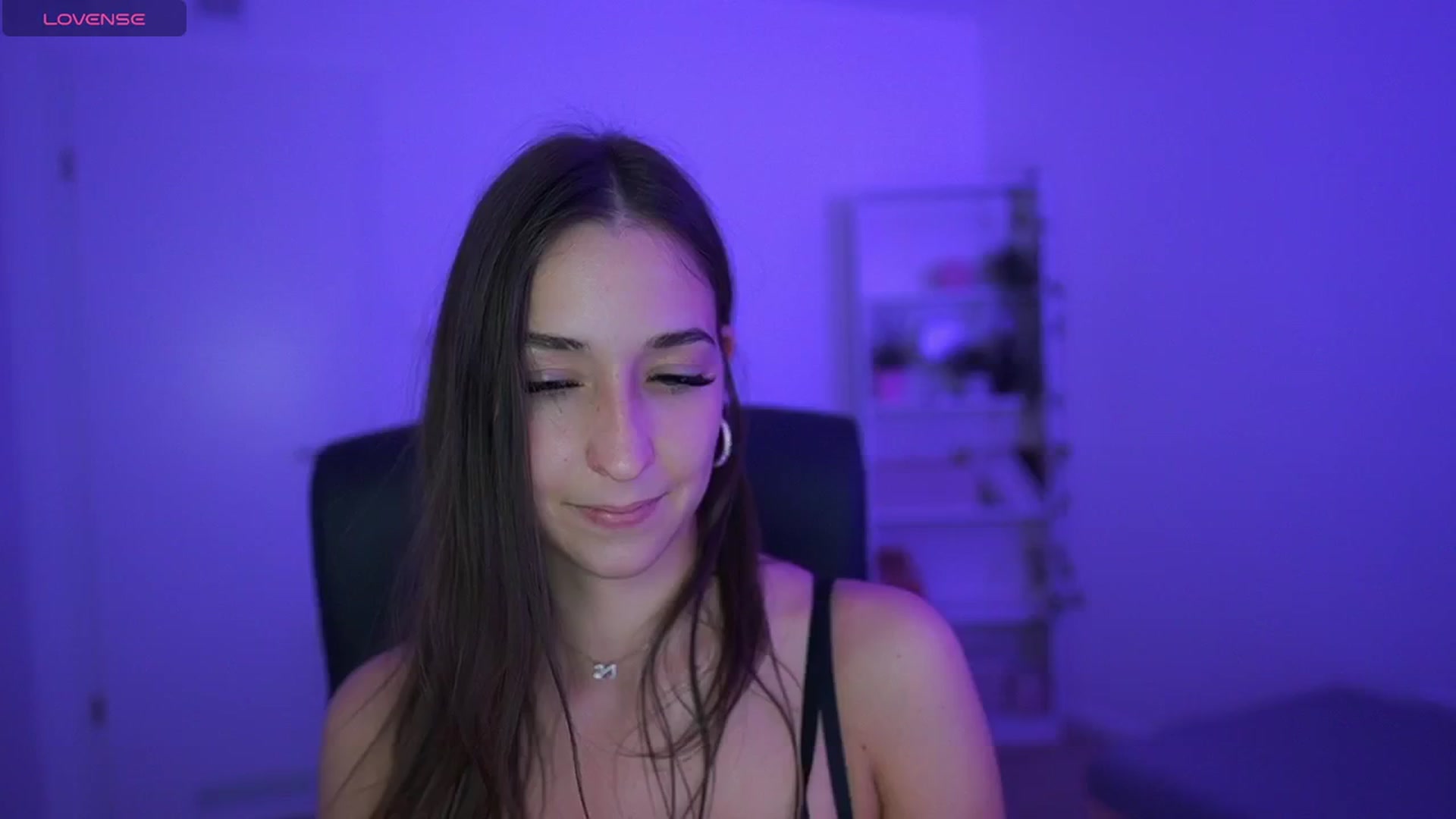 Gallery image thumbnail from Brunettte_18's myfreecams stream on, 04/27/2026, 21:46 image 6 of 20