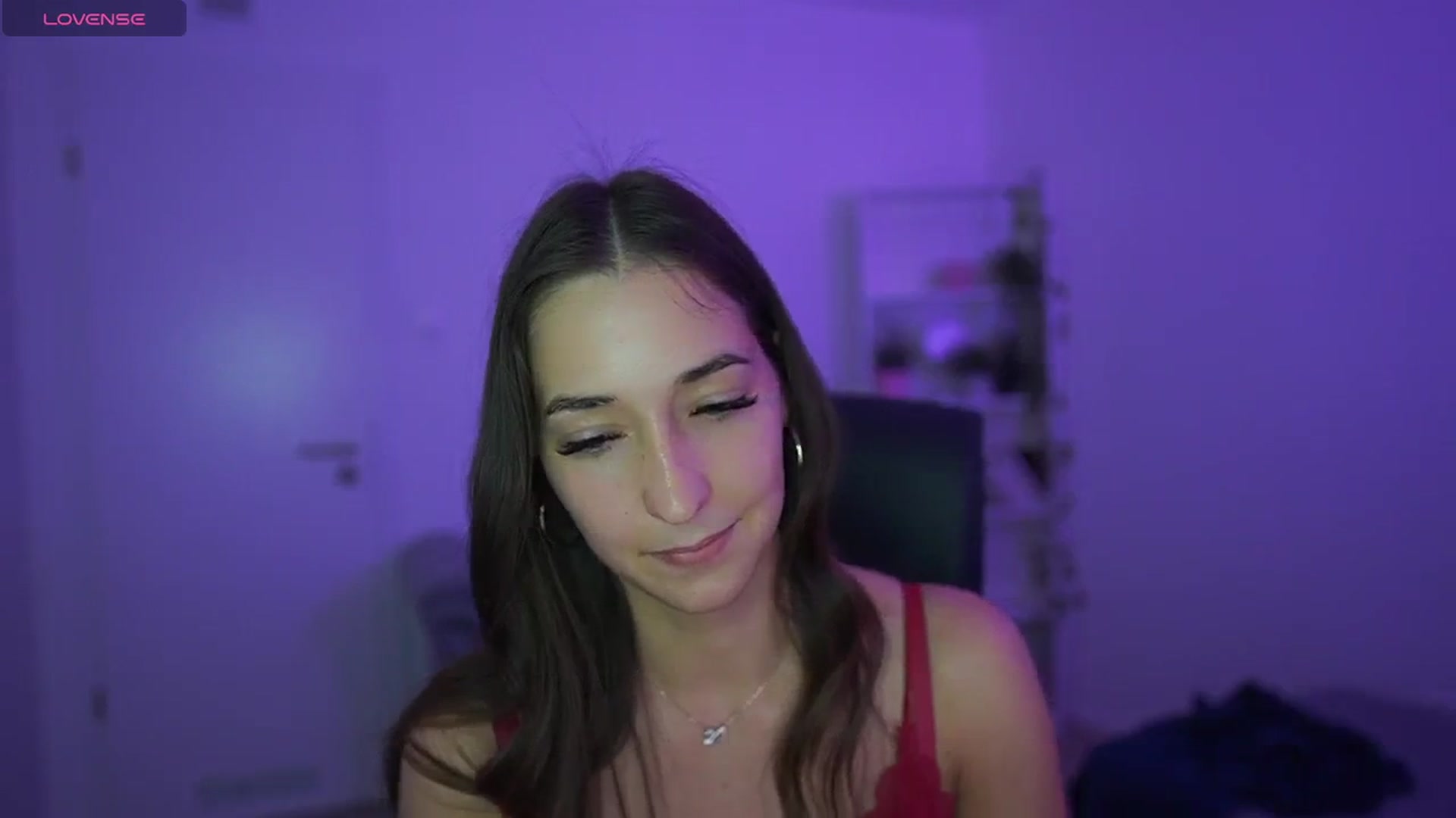 Gallery image thumbnail from Brunettte_18's myfreecams stream on, 04/28/2026, 18:59 image 14 of 20