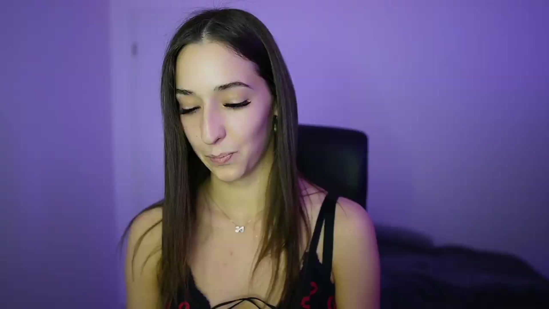 Gallery image thumbnail from Brunettte_18's myfreecams stream on, 05/05/2026, 23:18 image 5 of 20