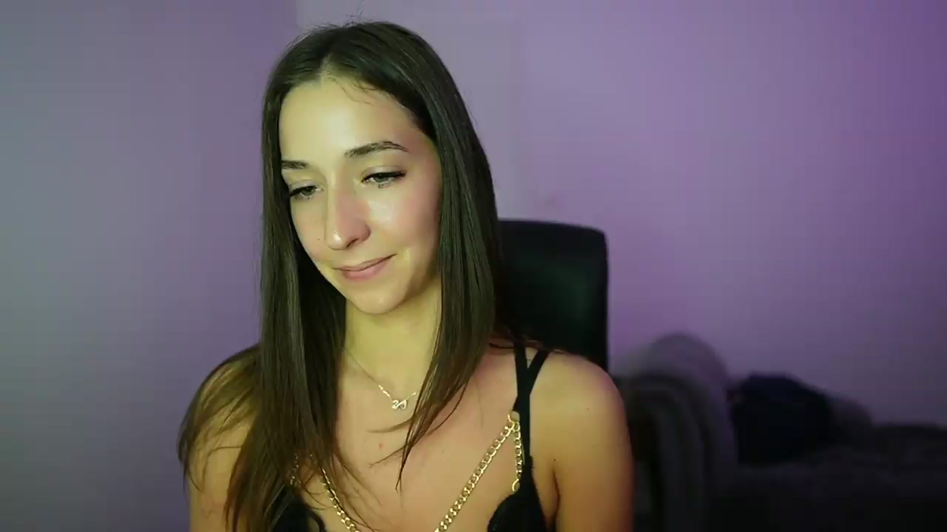Gallery image thumbnail from Brunettte_18's myfreecams stream on, 05/10/2026, 22:00 image 18 of 20