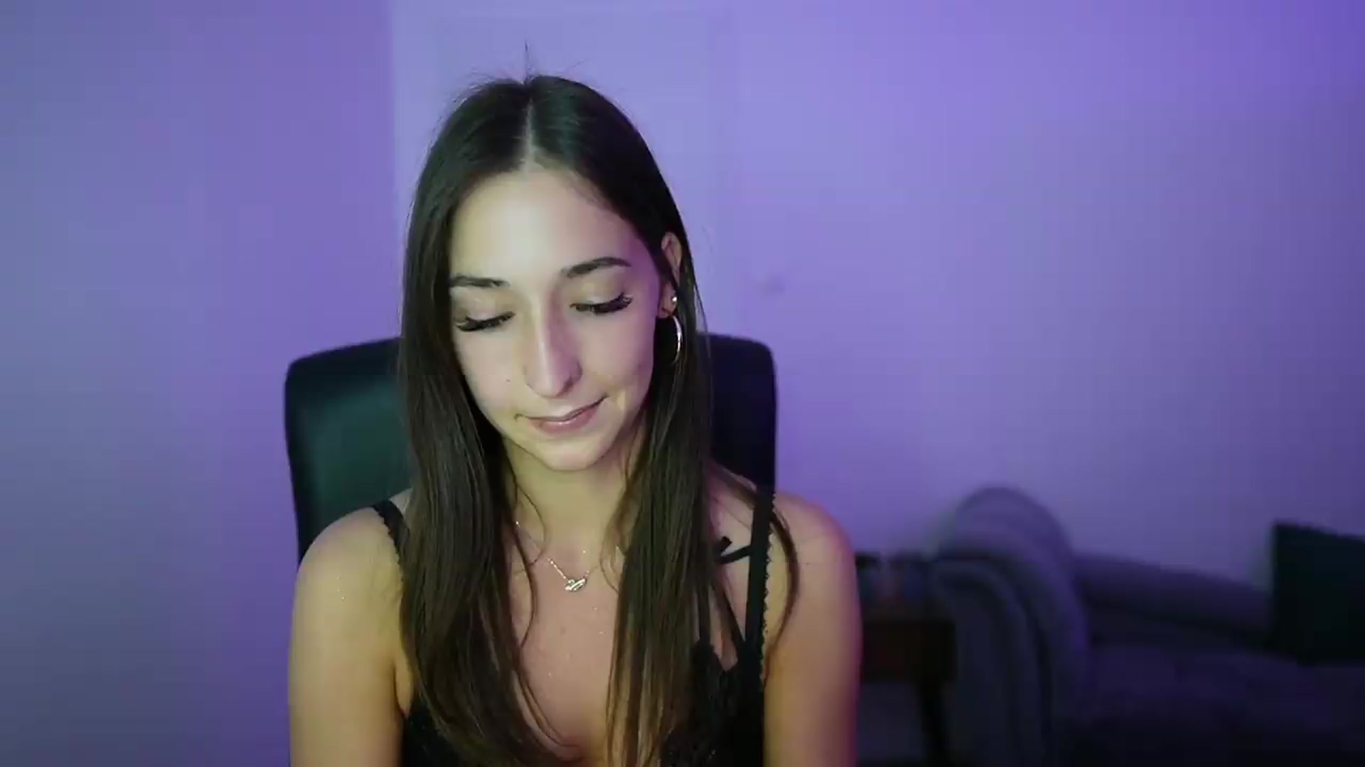 Gallery image thumbnail from Brunettte_18's myfreecams stream on, 05/12/2026, 18:55 image 4 of 20