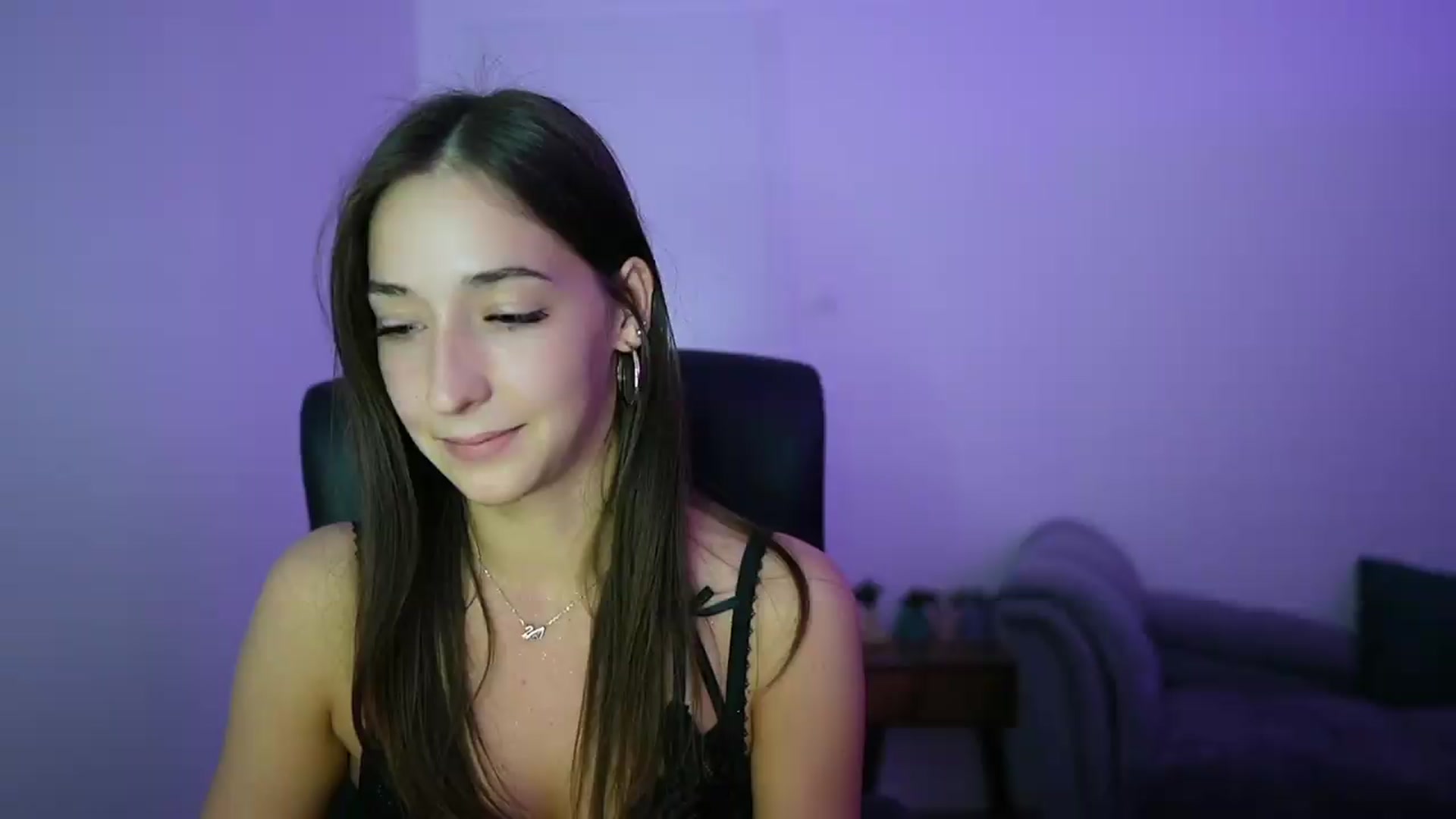 Gallery image thumbnail from Brunettte_18's myfreecams stream on, 05/12/2026, 18:55 image 1 of 20
