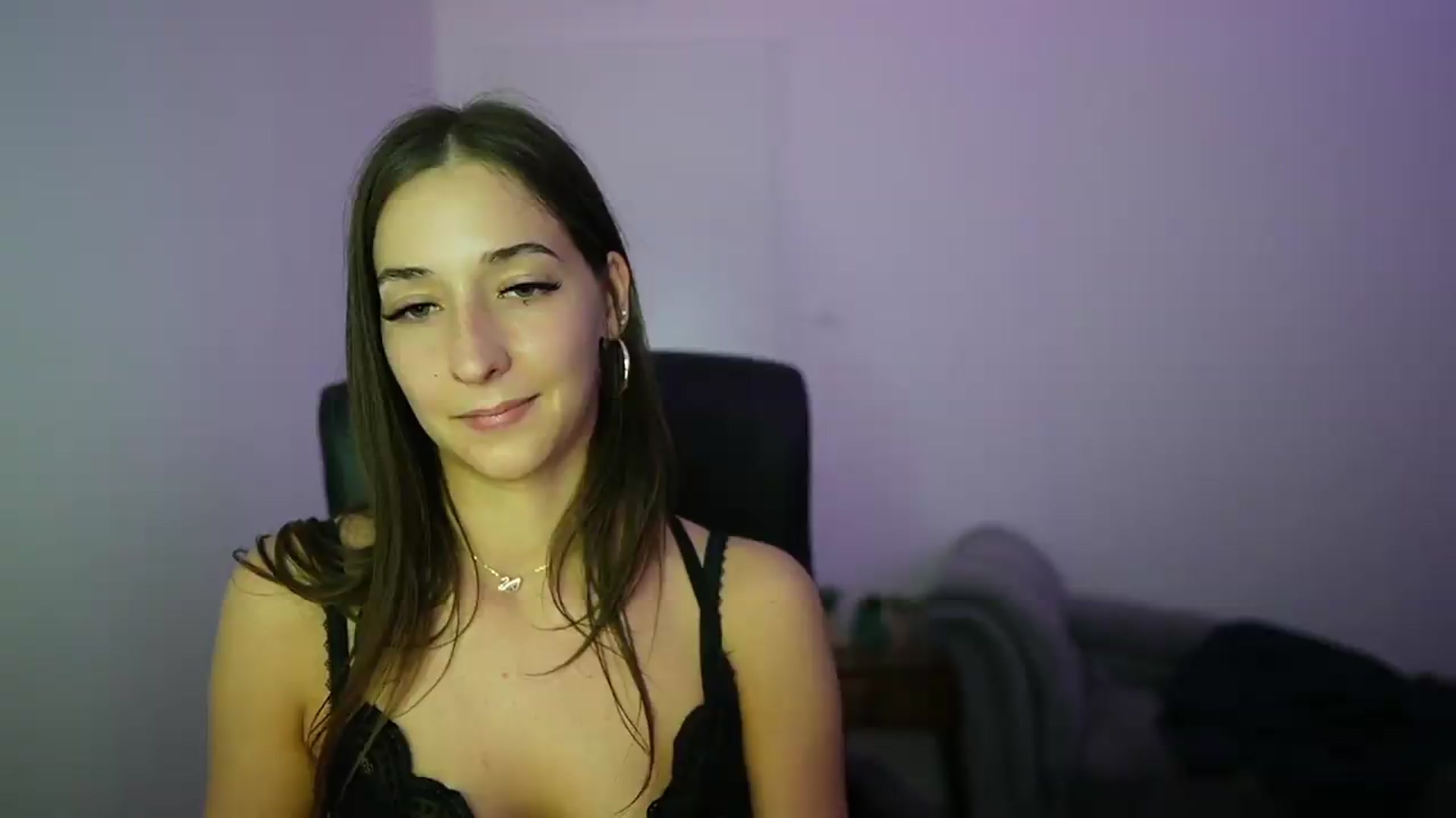 Gallery image thumbnail from Brunettte_18's myfreecams stream on, 05/13/2026, 22:31 image 1 of 20