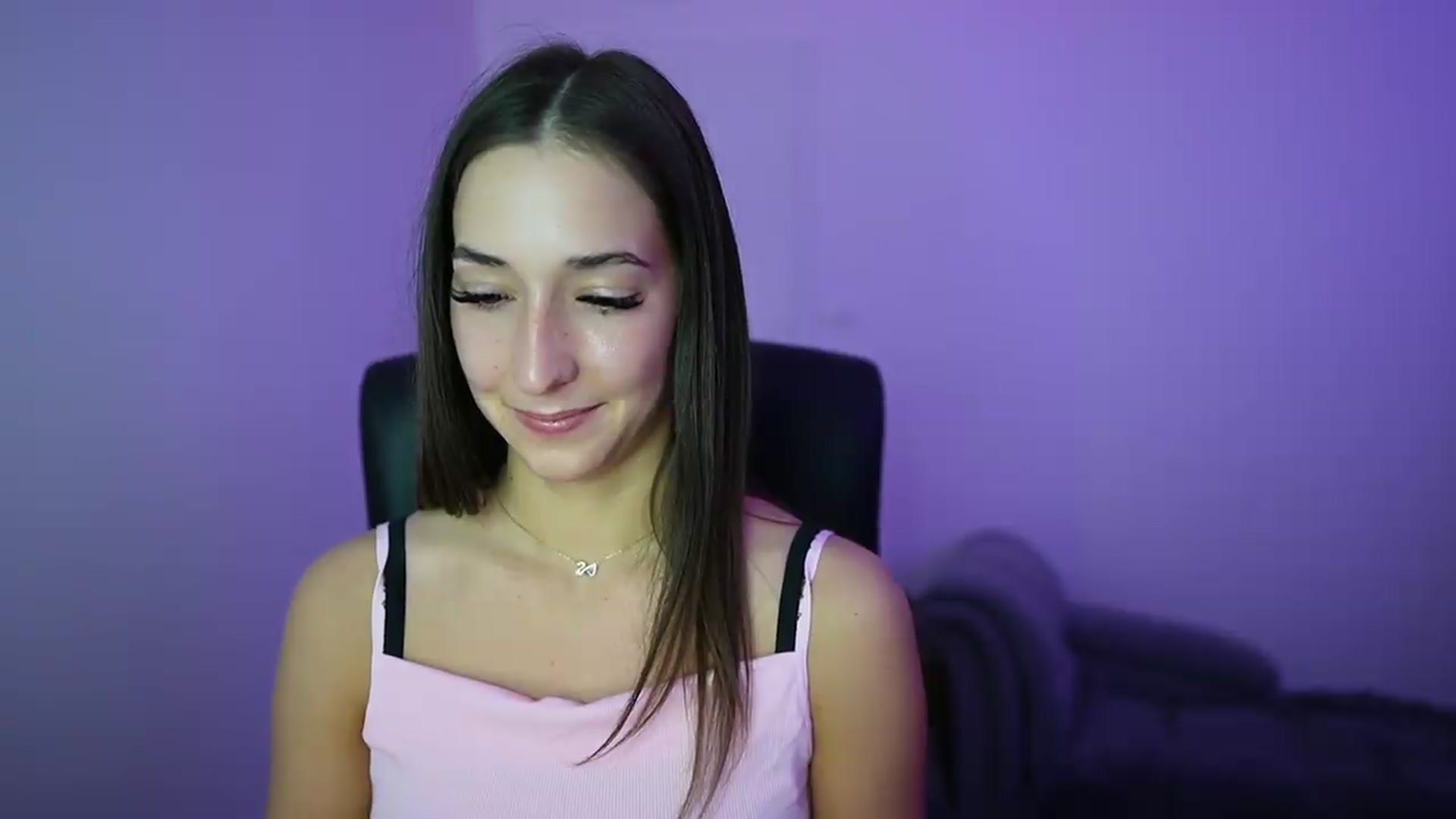 Gallery image thumbnail from Brunettte_18's myfreecams stream on, 05/19/2026, 20:19 image 12 of 20