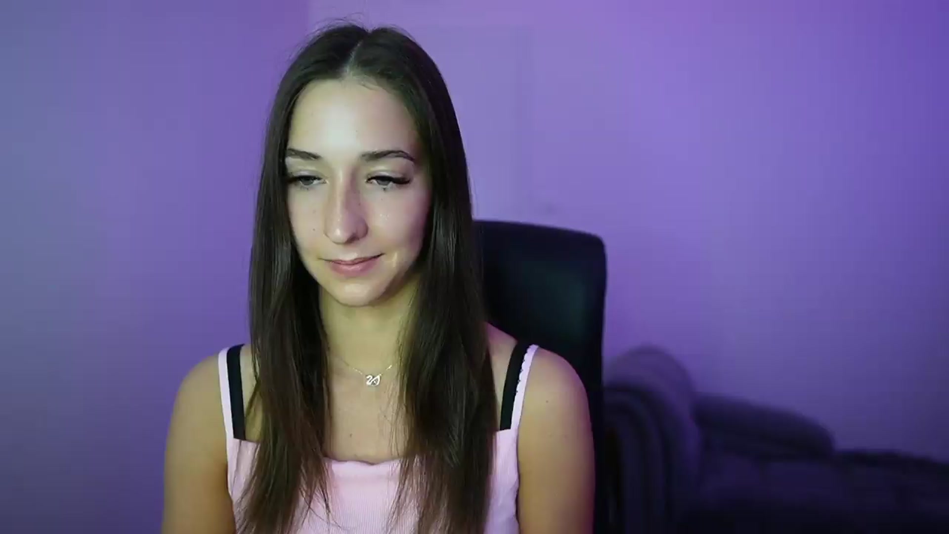 Gallery image thumbnail from Brunettte_18's myfreecams stream on, 05/19/2026, 21:50 image 20 of 20