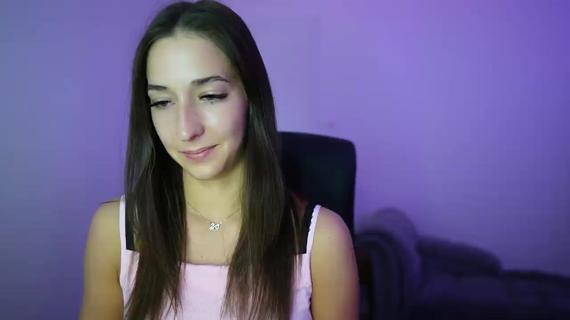 Gallery image thumbnail from Brunettte_18's myfreecams stream on, 05/19/2026, 21:50 image 7 of 20
