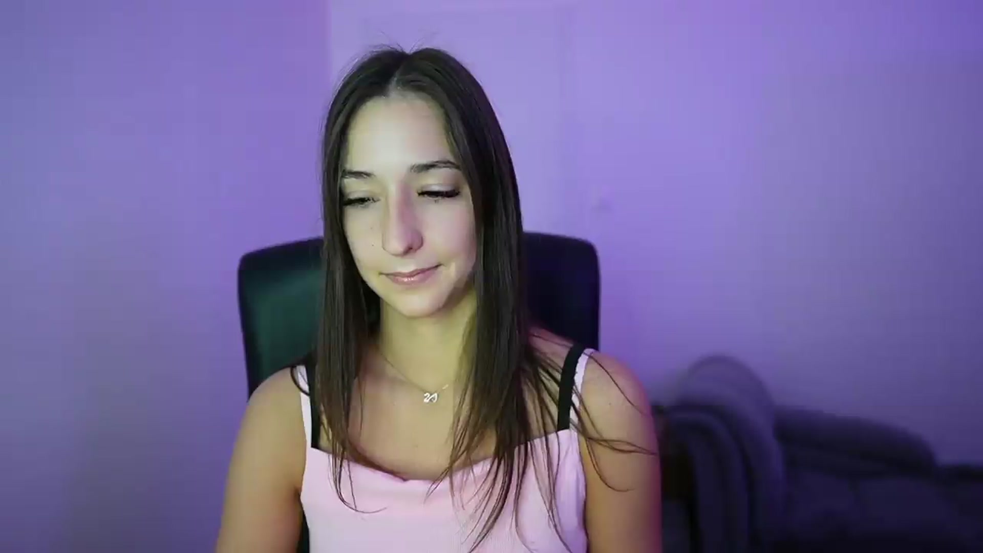 Gallery image thumbnail from Brunettte_18's myfreecams stream on, 05/22/2026, 14:01 image 16 of 20