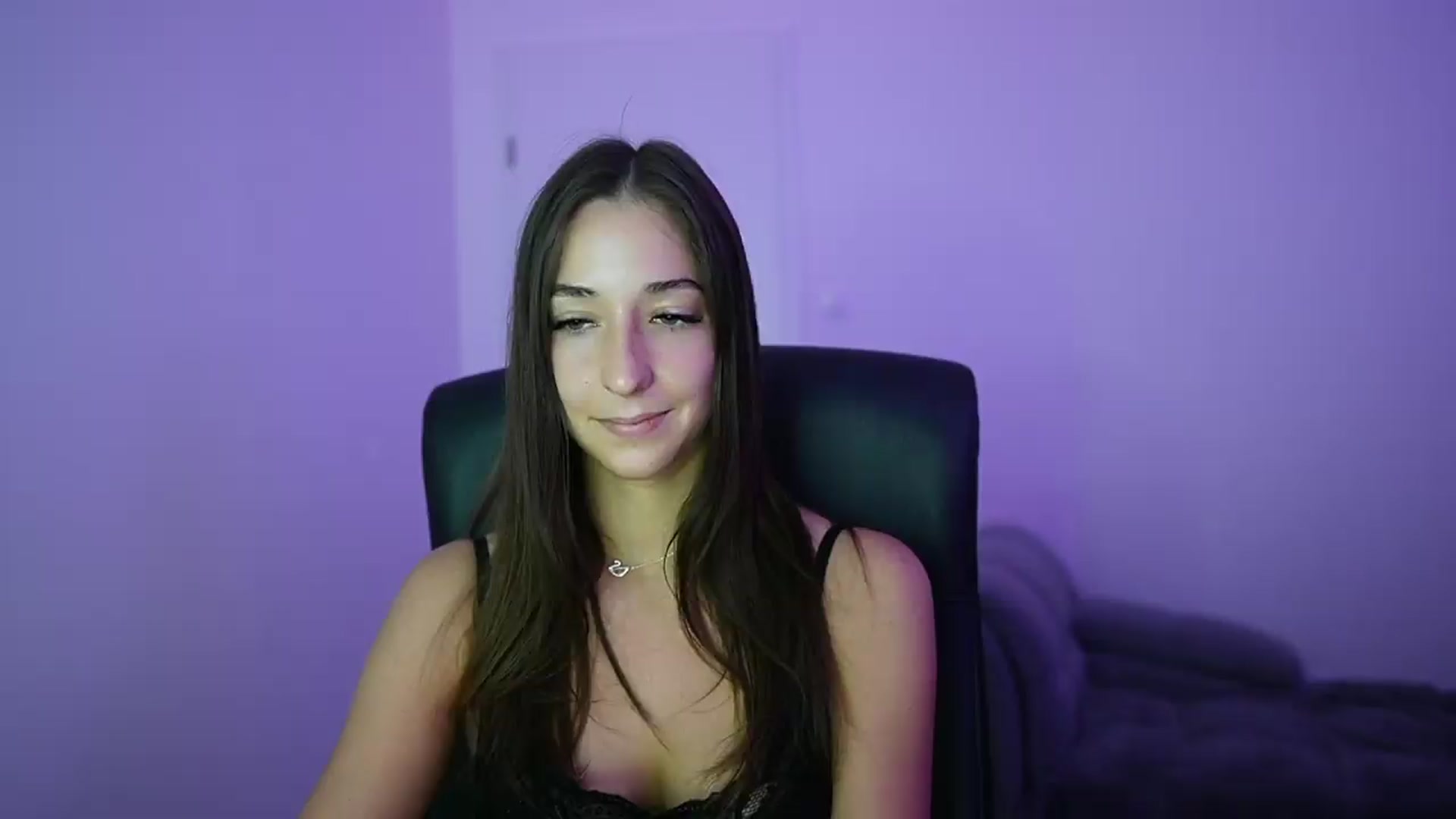 Gallery image thumbnail from Brunettte_18's myfreecams stream on, 05/27/2026, 14:46 image 7 of 20