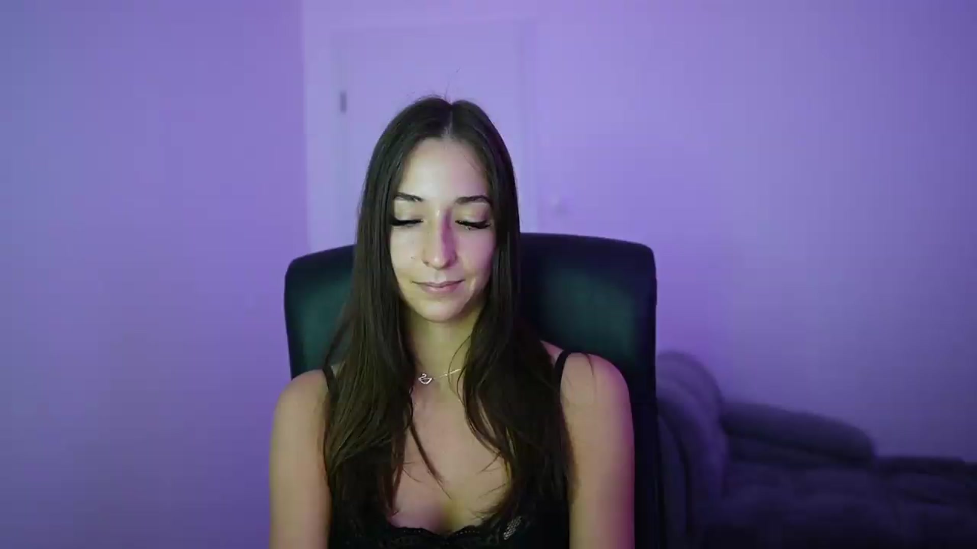 Gallery image thumbnail from Brunettte_18's myfreecams stream on, 05/27/2026, 14:46 image 20 of 20