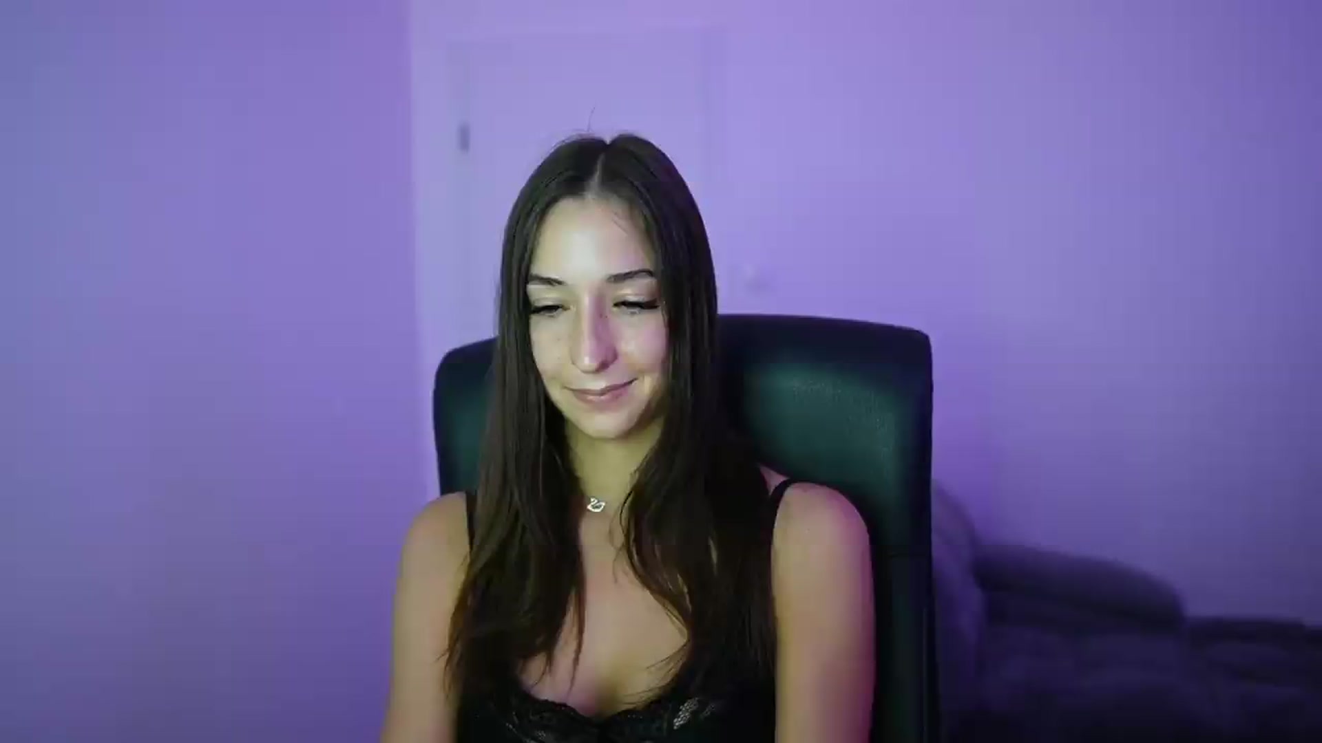 Gallery image thumbnail from Brunettte_18's myfreecams stream on, 05/27/2026, 17:02 image 6 of 20