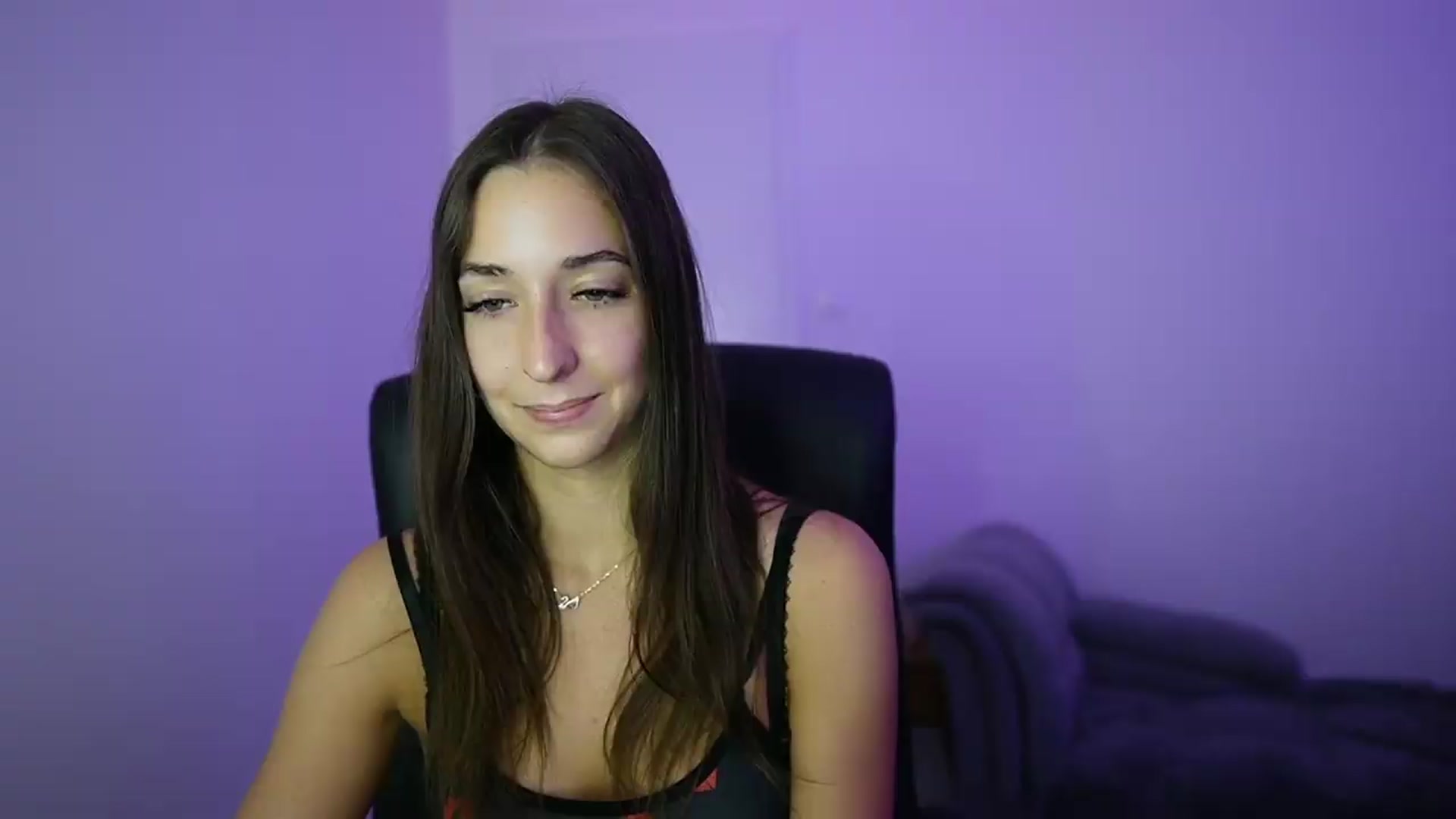 Gallery image thumbnail from Brunettte_18's myfreecams stream on, 06/01/2026, 23:33 image 9 of 20