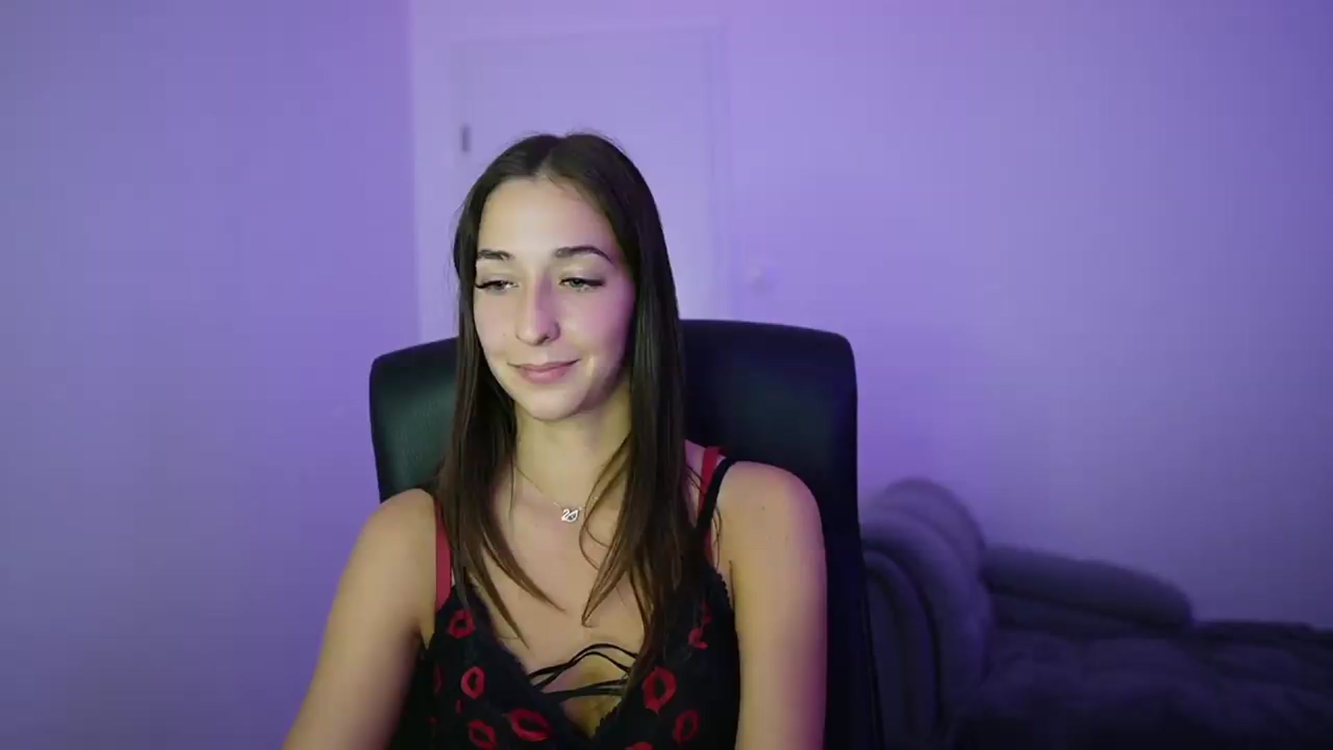 Gallery image thumbnail from Brunettte_18's myfreecams stream on, 06/02/2026, 22:01 image 6 of 20