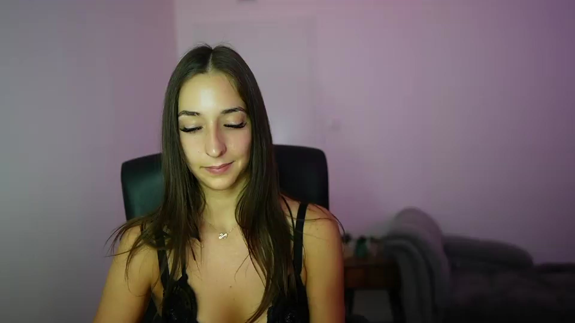 Gallery image thumbnail from Brunettte_18's myfreecams stream on, 06/10/2026, 22:14 image 1 of 20
