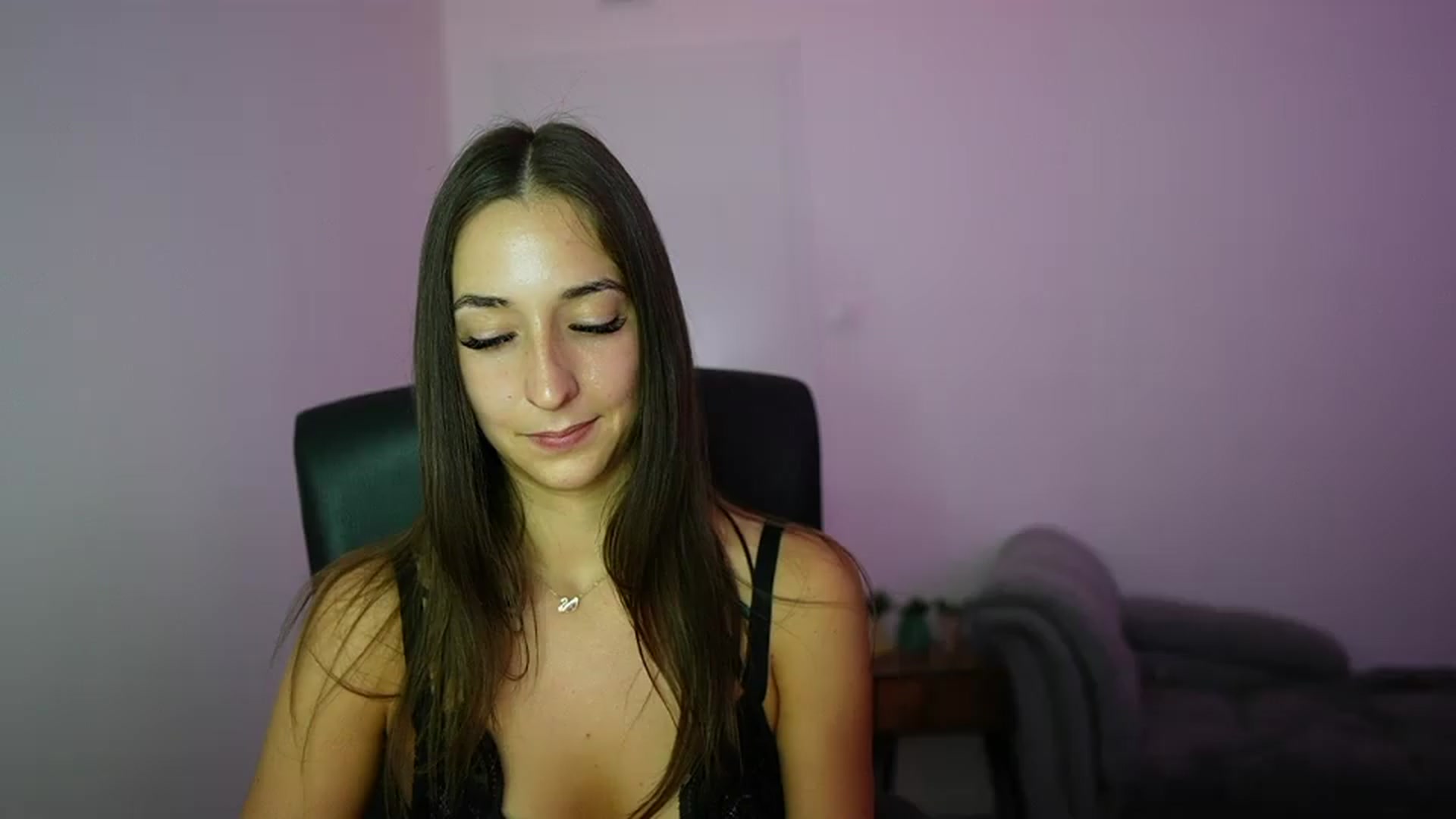 Gallery image thumbnail from Brunettte_18's myfreecams stream on, 06/10/2026, 22:14 image 7 of 20