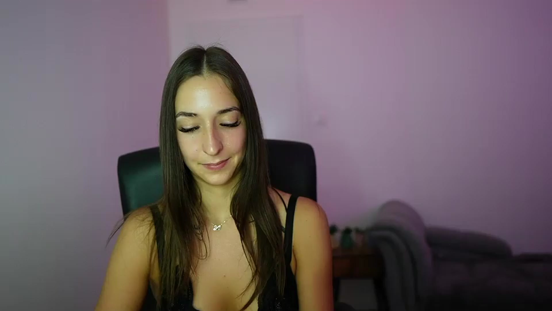 Gallery image thumbnail from Brunettte_18's myfreecams stream on, 06/10/2026, 22:14 image 16 of 20