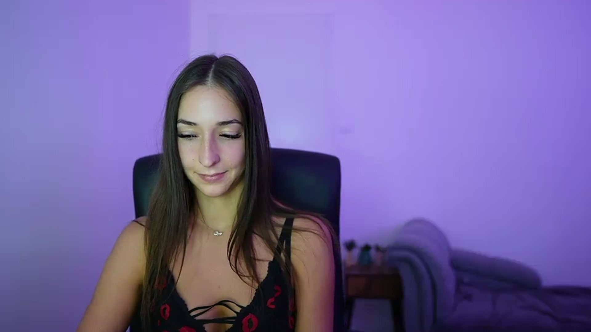 Gallery image thumbnail from Brunettte_18's myfreecams stream on, 06/11/2026, 20:50 image 10 of 20