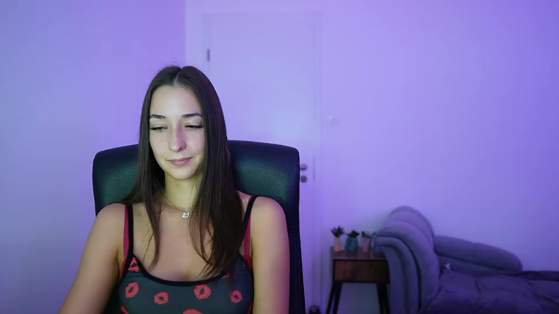 Gallery image thumbnail from Brunettte_18's myfreecams stream on, 06/15/2026, 18:09 image 9 of 20