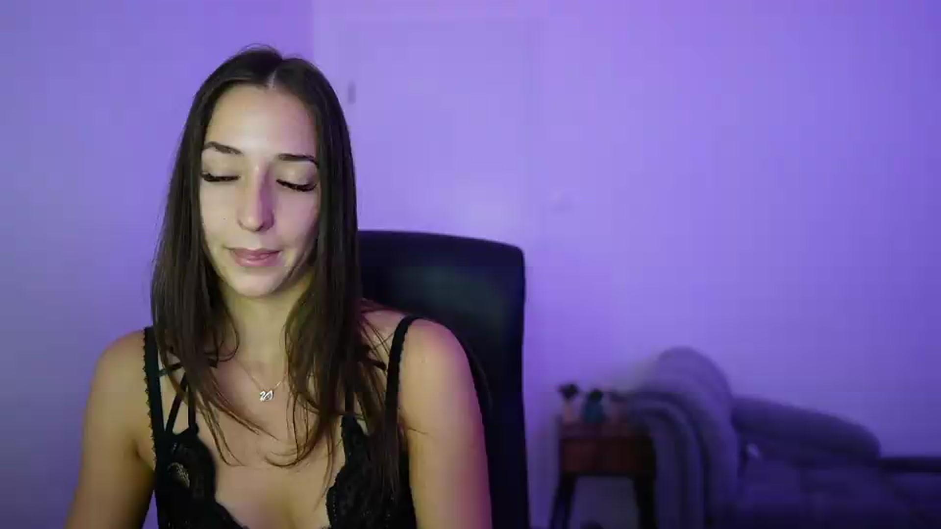 Gallery image thumbnail from Brunettte_18's myfreecams stream on, 06/18/2026, 17:20 image 10 of 20