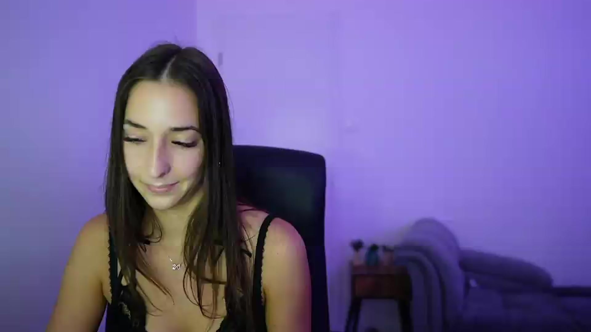 Gallery image thumbnail from Brunettte_18's myfreecams stream on, 06/18/2026, 17:20 image 15 of 20