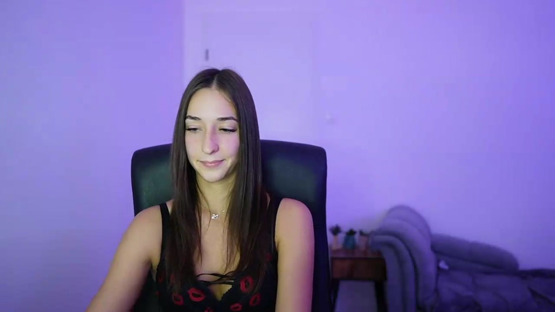 Gallery image thumbnail from Brunettte_18's myfreecams stream on, 06/21/2026, 19:59 image 3 of 20