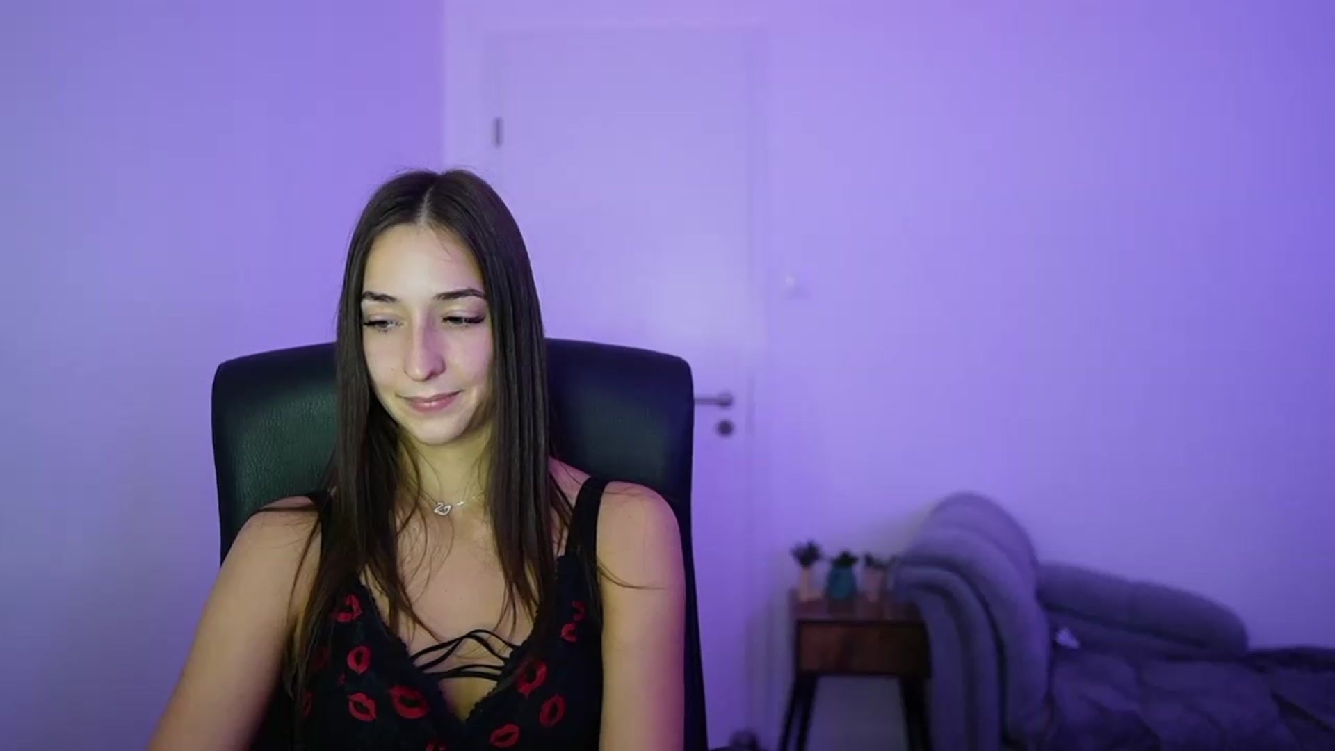 Gallery image thumbnail from Brunettte_18's myfreecams stream on, 06/21/2026, 19:59 image 20 of 20