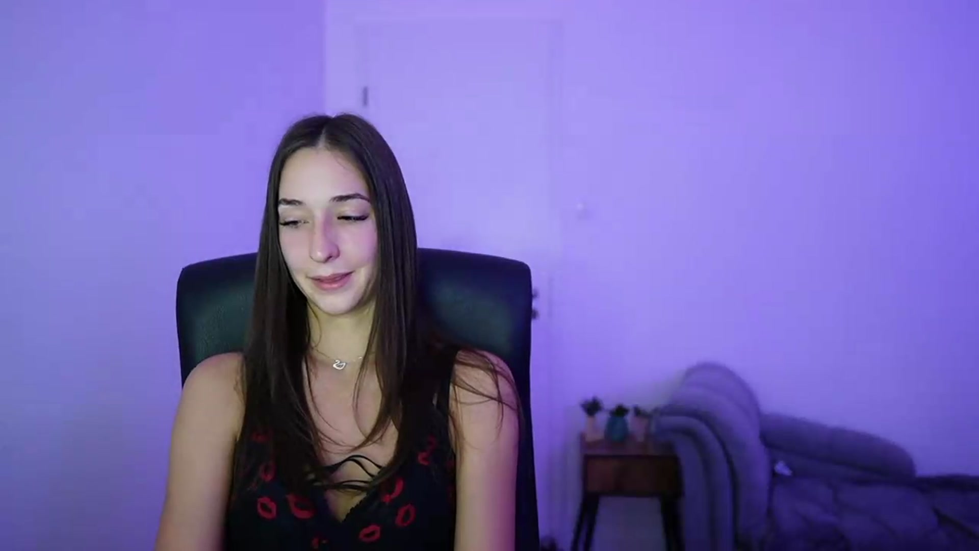 Gallery image thumbnail from Brunettte_18's myfreecams stream on, 06/21/2026, 19:59 image 9 of 20