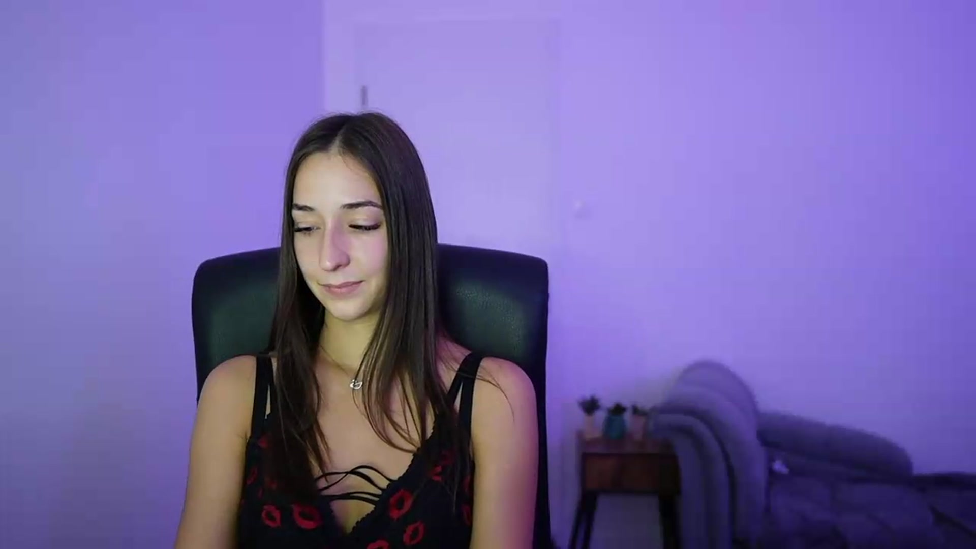 Gallery image thumbnail from Brunettte_18's myfreecams stream on, 06/21/2026, 19:59 image 15 of 20