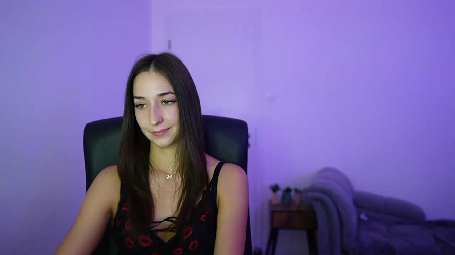 Gallery image thumbnail from Brunettte_18's myfreecams stream on, 06/21/2026, 20:52 image 11 of 20