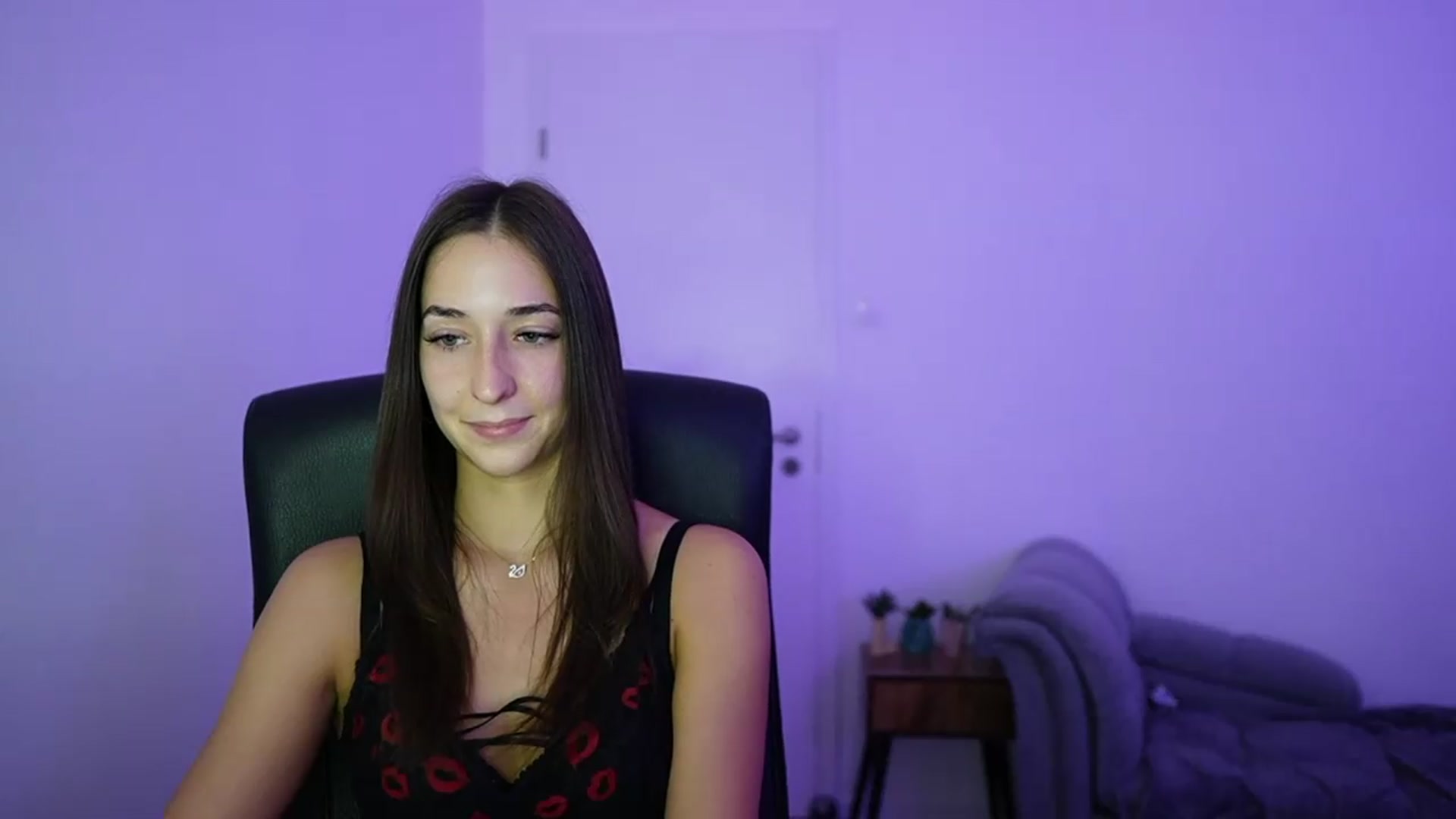 Gallery image thumbnail from Brunettte_18's myfreecams stream on, 06/21/2026, 20:52 image 17 of 20