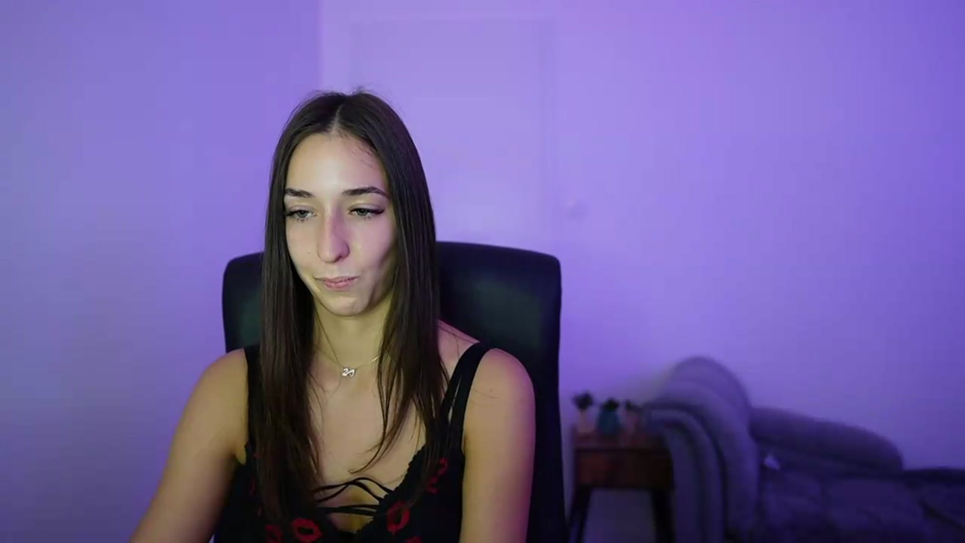 Gallery image thumbnail from Brunettte_18's myfreecams stream on, 06/21/2026, 22:26 image 14 of 20