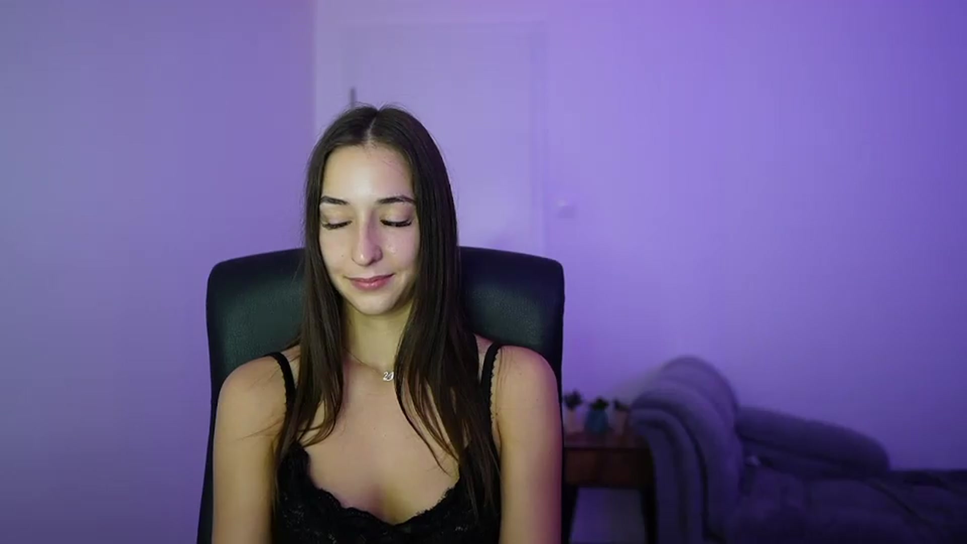 Gallery image thumbnail from Brunettte_18's myfreecams stream on, 06/24/2026, 20:24 image 16 of 20