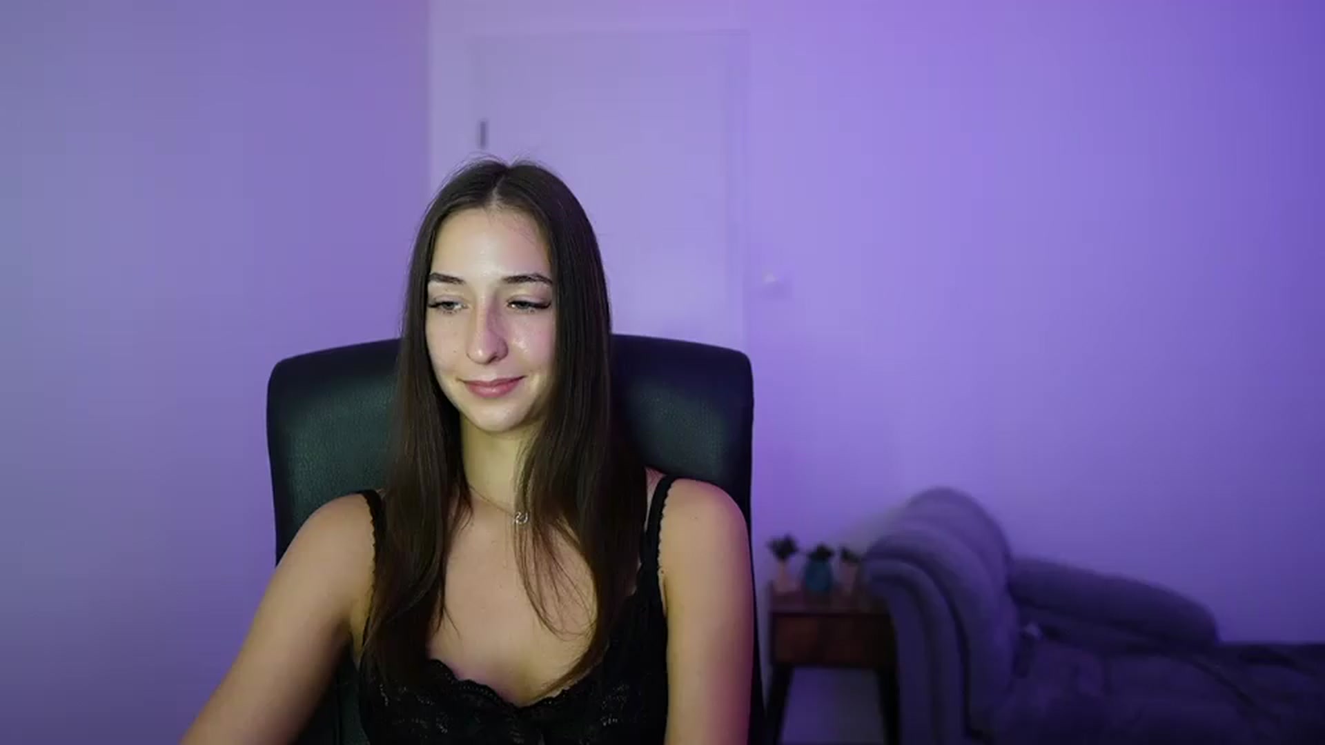 Gallery image thumbnail from Brunettte_18's myfreecams stream on, 06/24/2026, 22:05 image 11 of 20