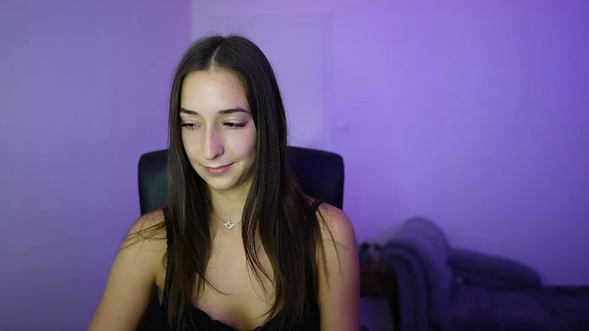 Gallery image thumbnail from Brunettte_18's myfreecams stream on, 06/24/2026, 22:05 image 20 of 20