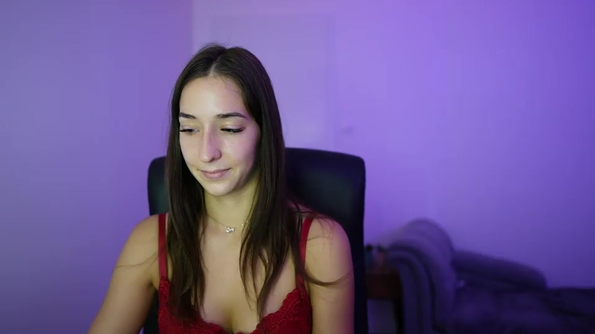 Gallery image thumbnail from Brunettte_18's myfreecams stream on, 06/25/2026, 13:29 image 15 of 20