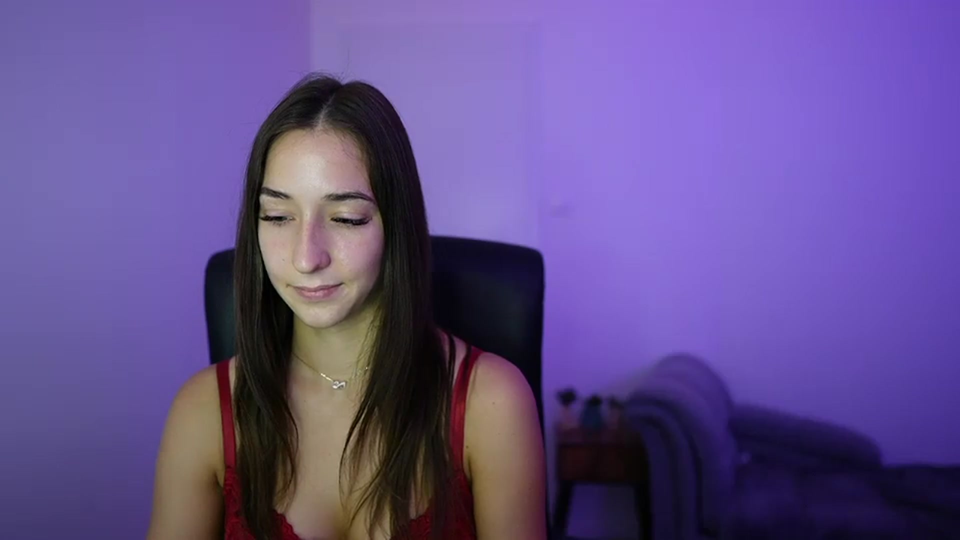 Gallery image thumbnail from Brunettte_18's myfreecams stream on, 06/25/2026, 13:29 image 11 of 20