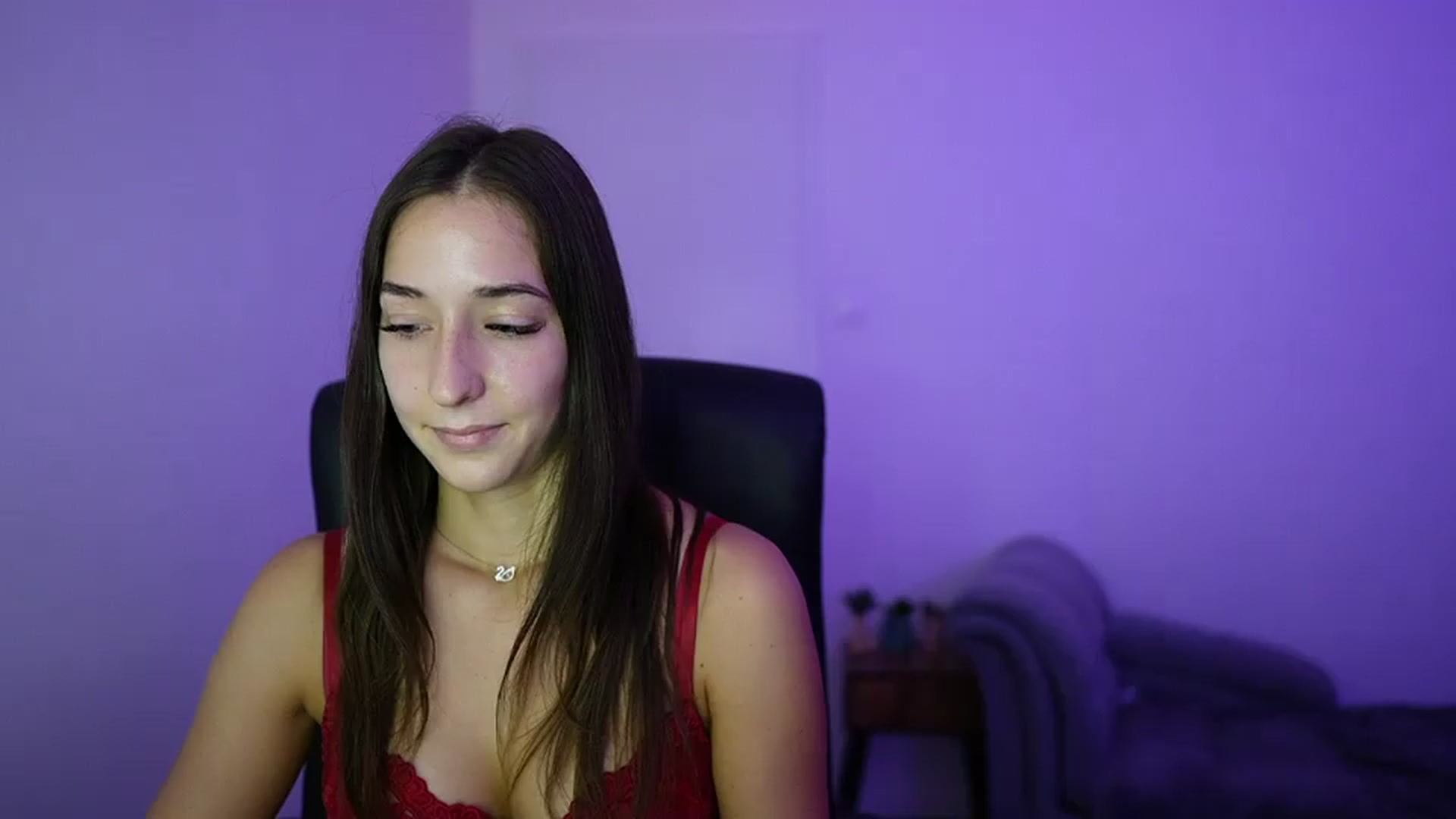 Gallery image thumbnail from Brunettte_18's myfreecams stream on, 06/25/2026, 13:29 image 1 of 20